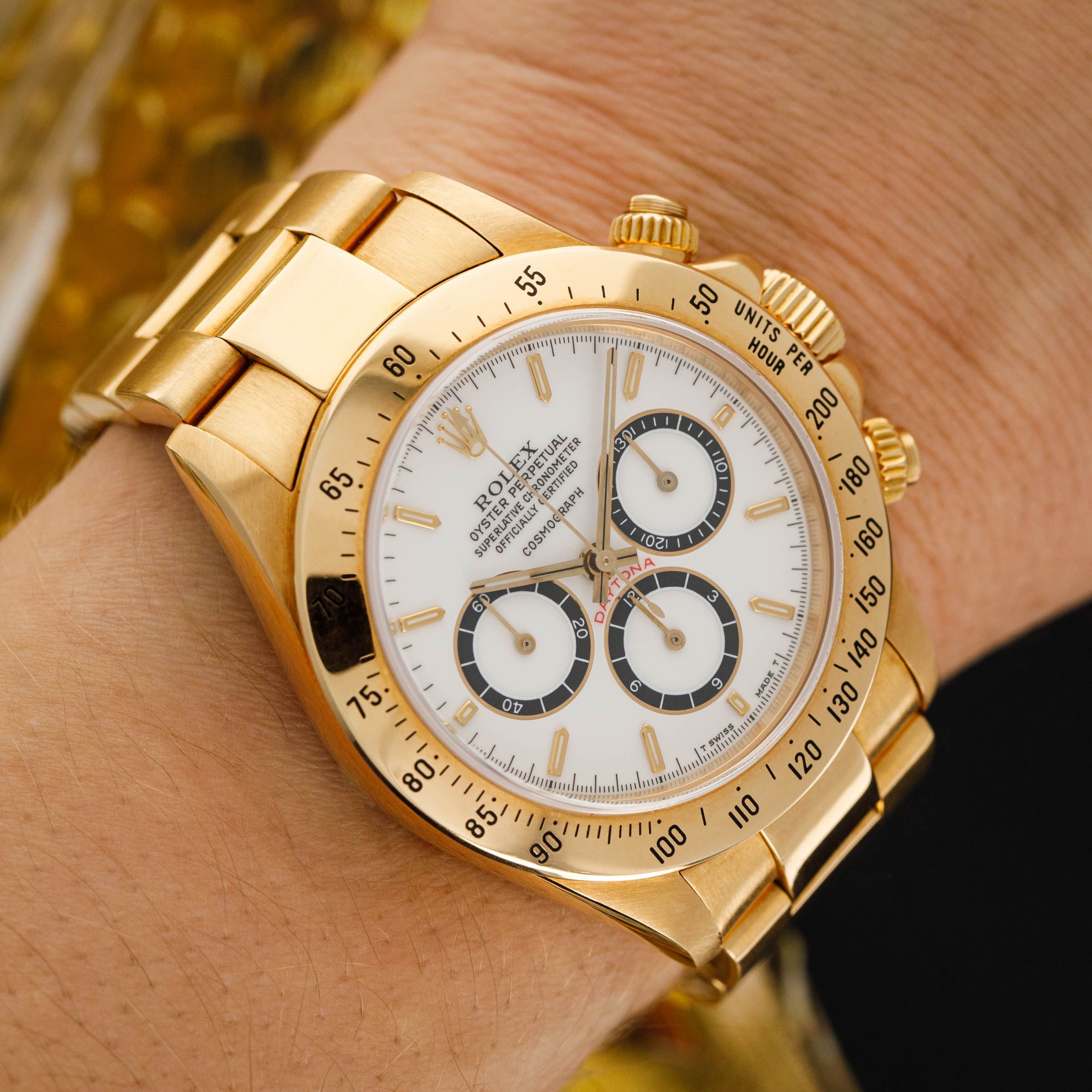 Rolex Cosmograph Daytona 16528 Zenith Movement Porcelain Dial 18k