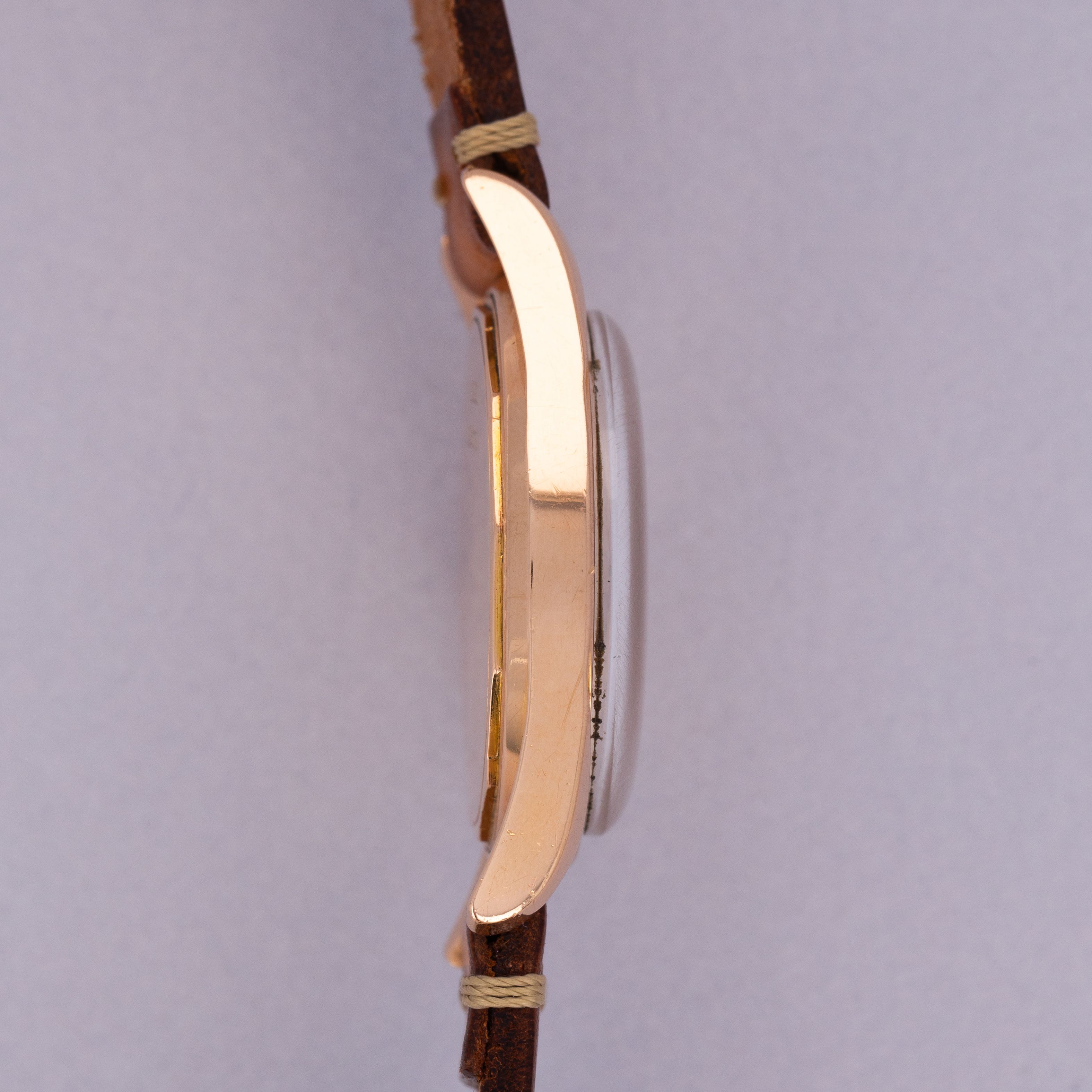 Universal Geneve Polerouter De Luxe 10357-1 18k RG | Auctions