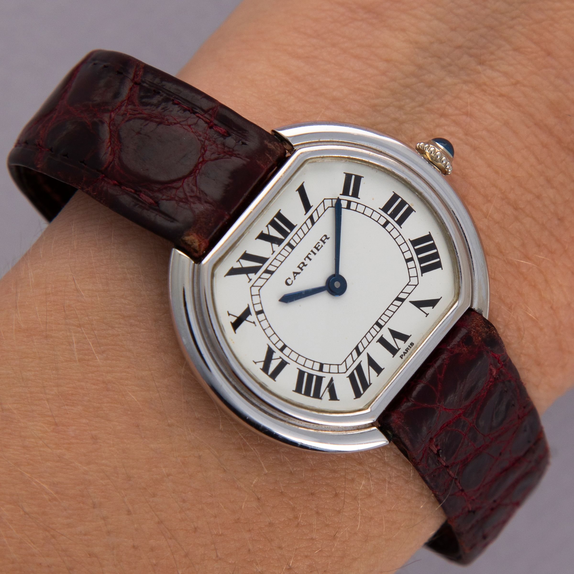 Cartier Ellipse Gondole 78091 18k WG | Auctions | Loupe This