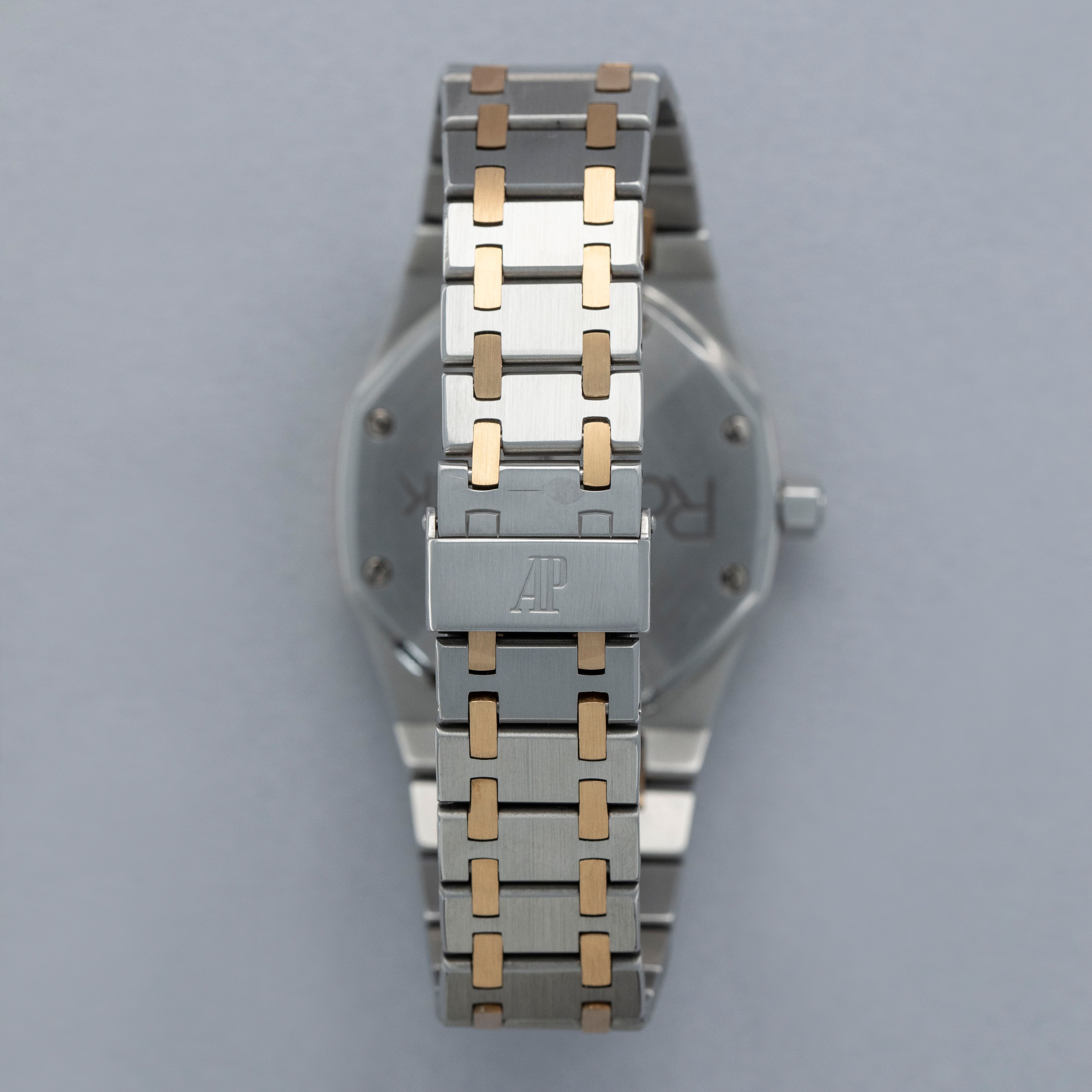 AUDEMARS PIGUET ROYAL OAK DAY-DATE 25572SA OWL TWO-TONE | Auctions
