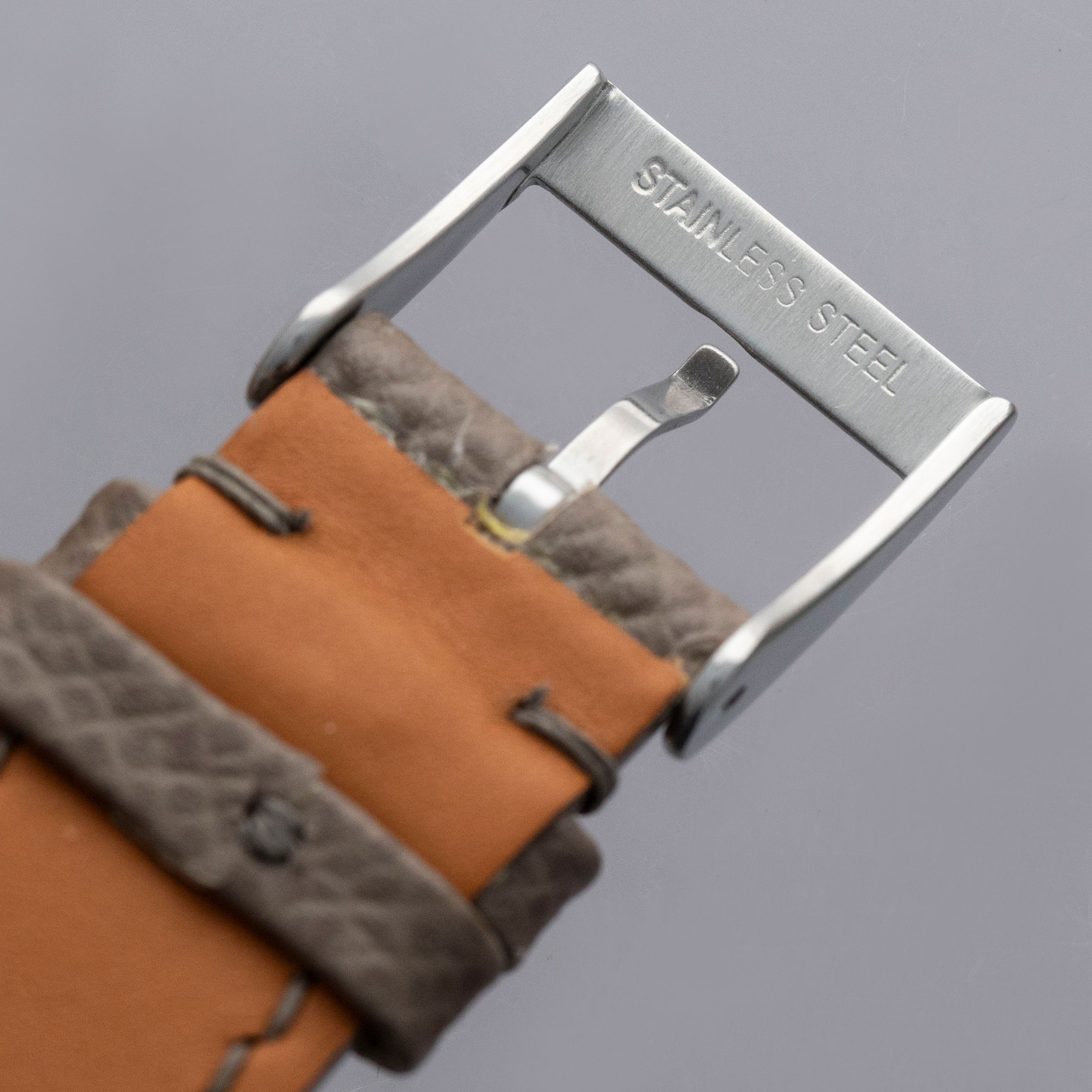 semeno アンクレット　sumulo Studio Underd0g Smoked Salm0n Chronograph | Auctions | Loupe This