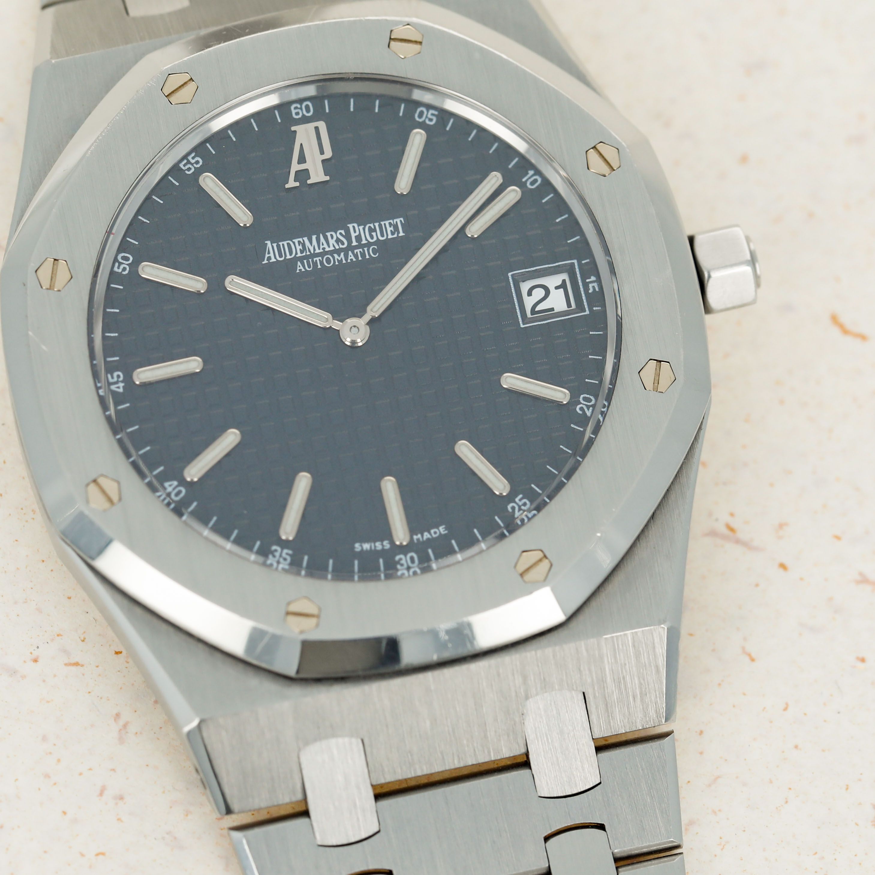 Audemars Piguet Royal Oak Jumbo 15202ST Auctions Loupe This