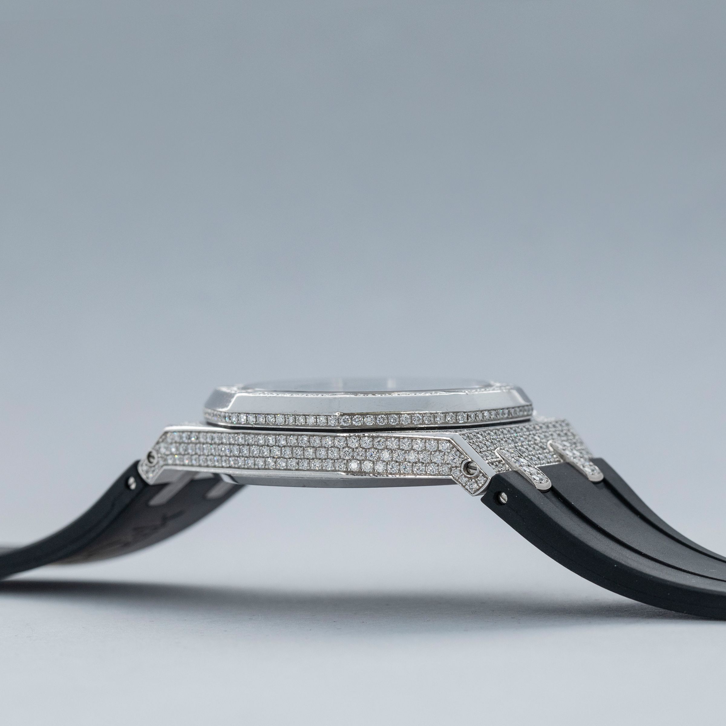 AD1990 COMMEdesGARÇONS Diamond Jacquard Audemars Piguet Royal Oak Chronograph 26068BC.ZZ.D002CR.01 Pave
