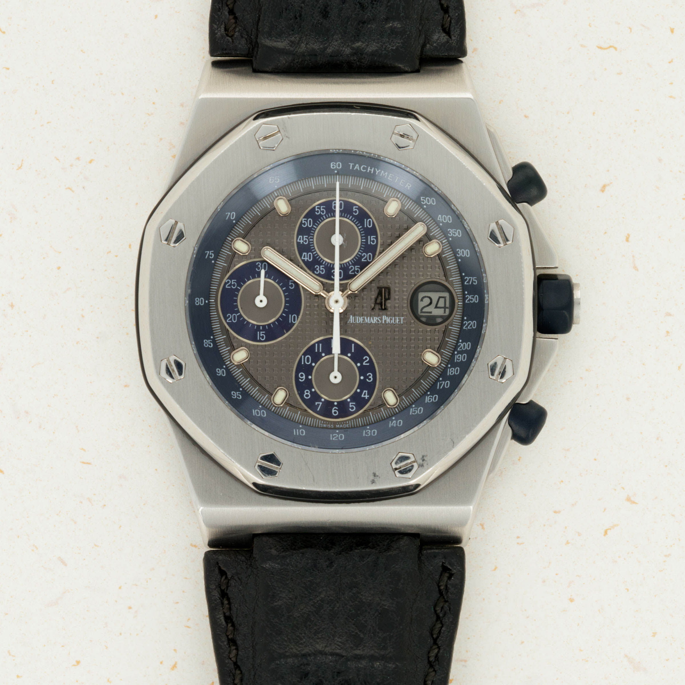 Audemars Piguet Royal Oak Offshore 25770ST Auctions Loupe This