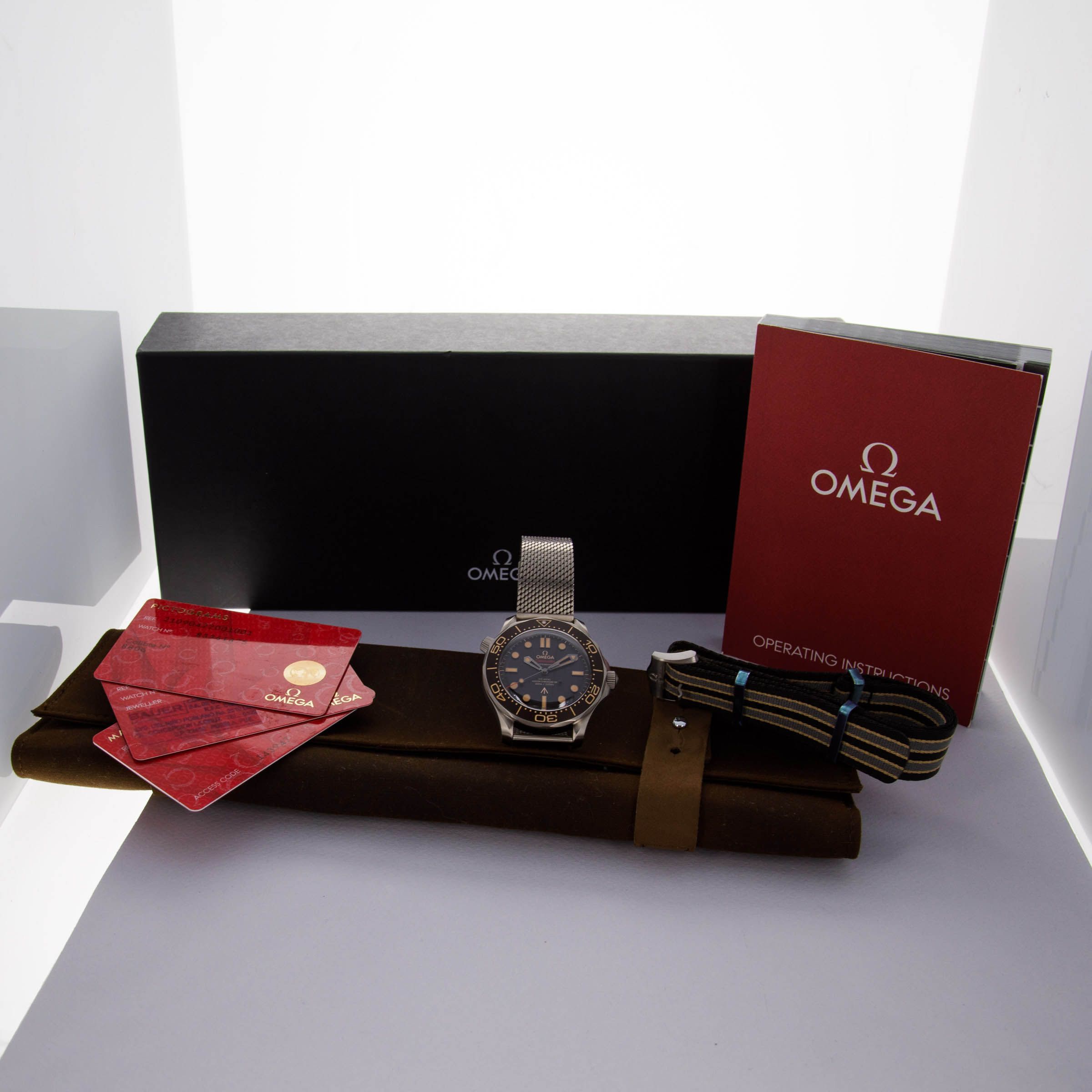 Omega Seamaster Diver 300m James Bond 210.90.42.20.01.001 Titanium