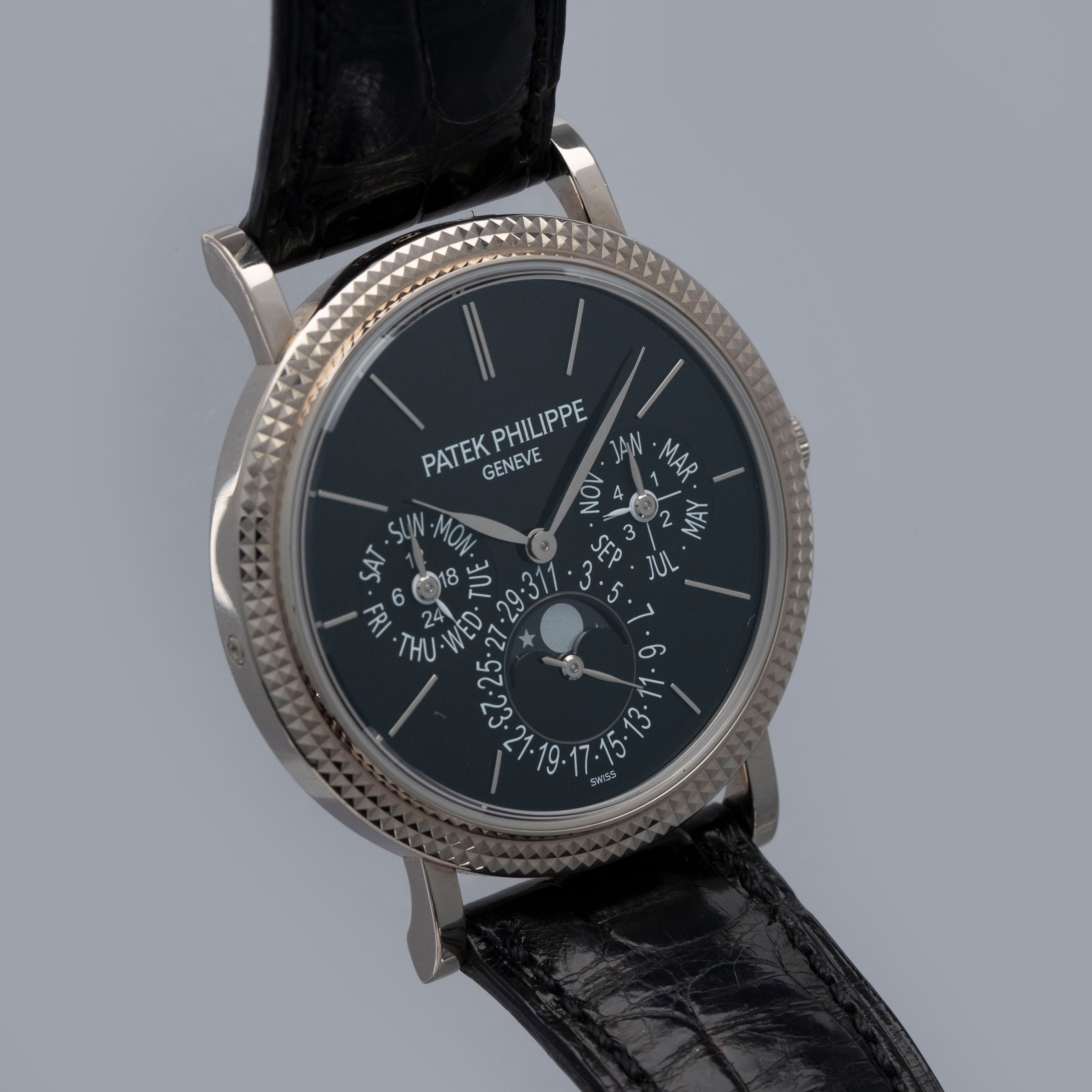 Patek Philippe Perpetual Calendar 5139G-010 Hobnail Bezel Black