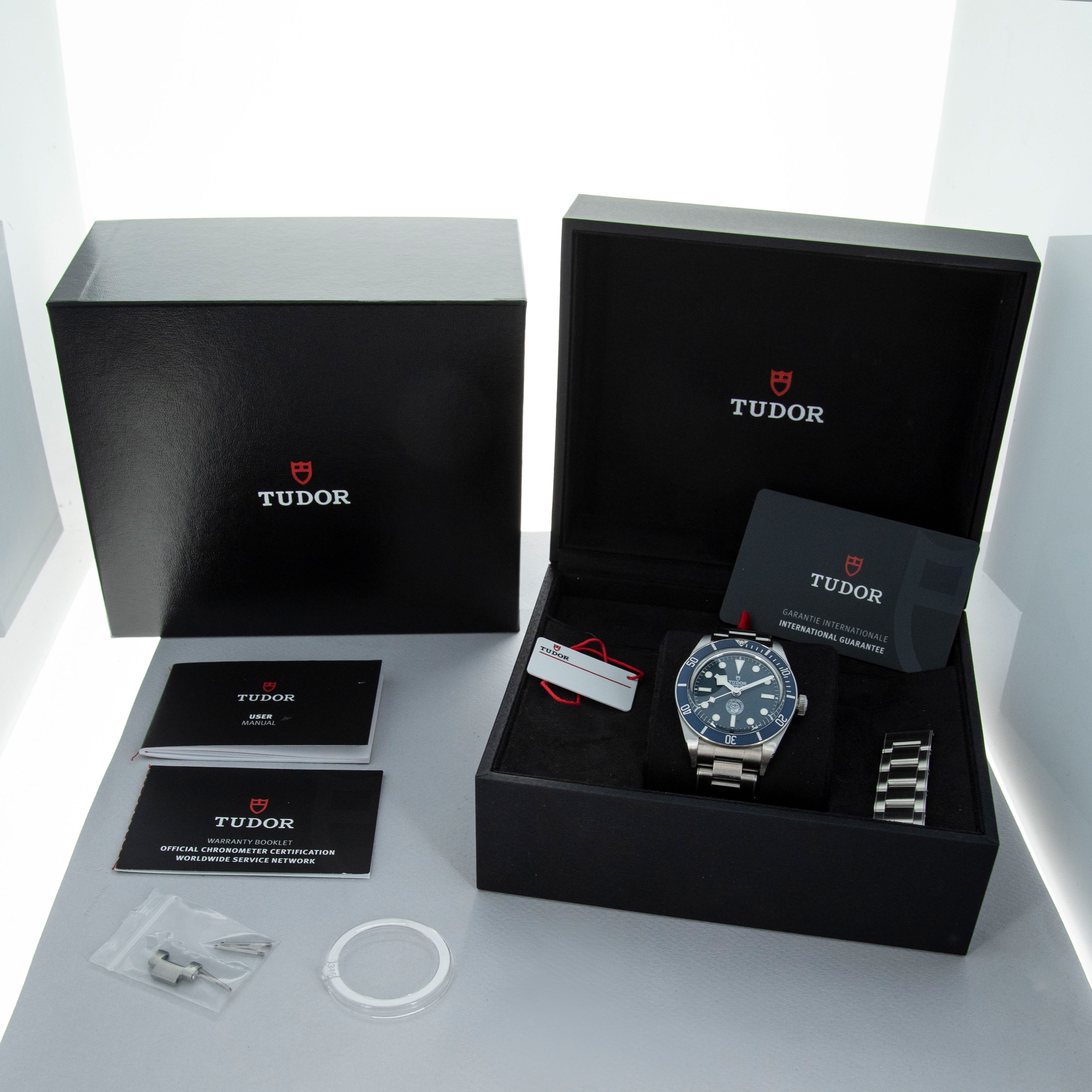 TUDOR Black Bay 58 79030B Amazon Employees Watch Group Edition