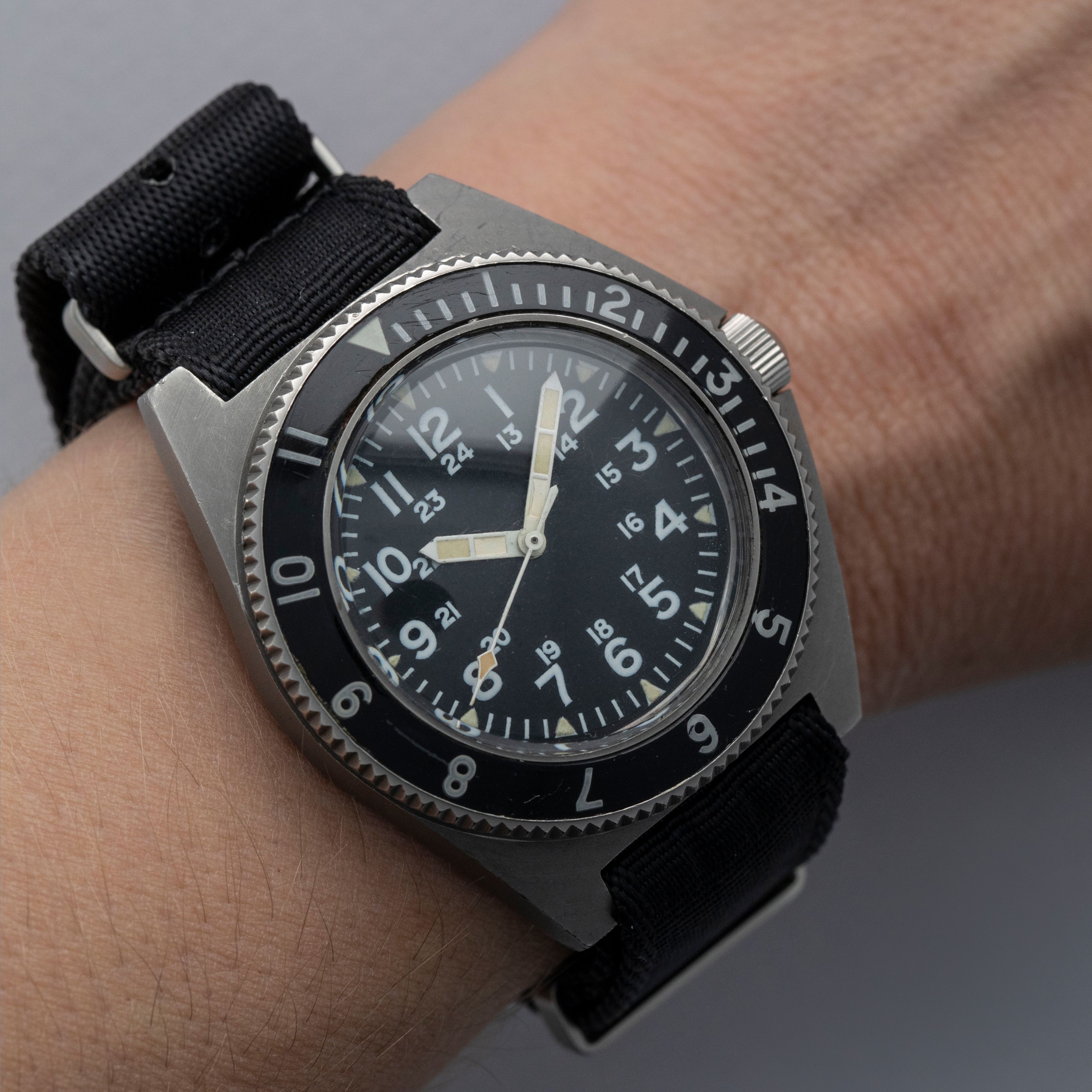 Benrus Type II Class A US Military Dive Watch | Auctions | Loupe This