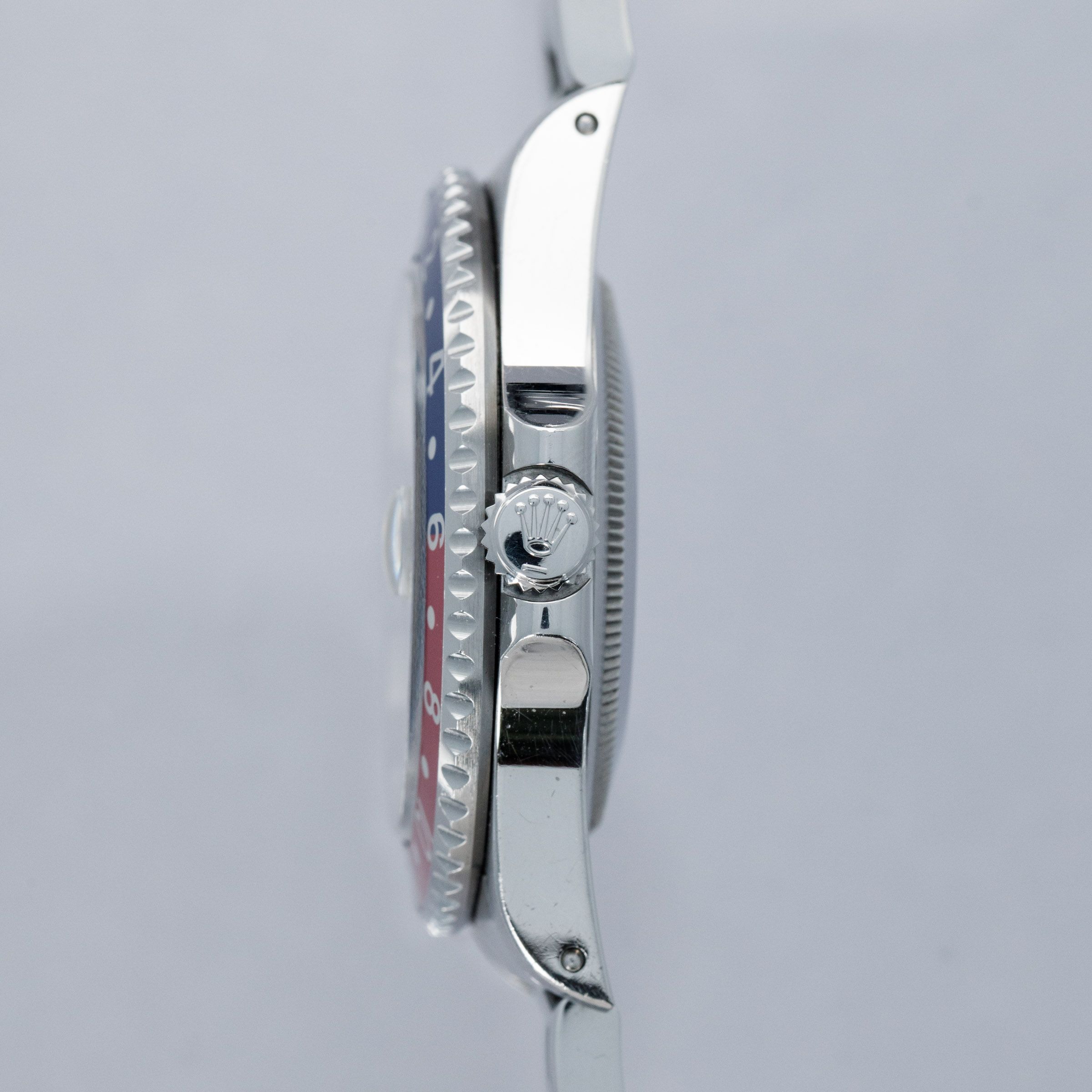 Rolex GMT-Master 16700 Pepsi Bezel Box and Papers | Auctions