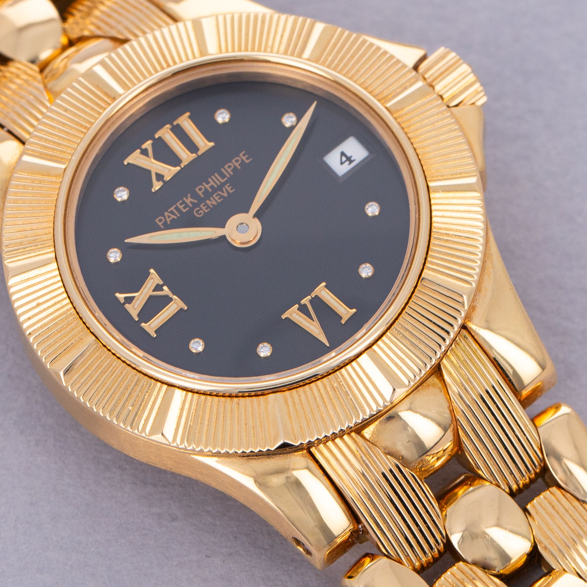 Patek Philippe Neptune 4881/1J Quartz Black Diamond Dial 18k YG