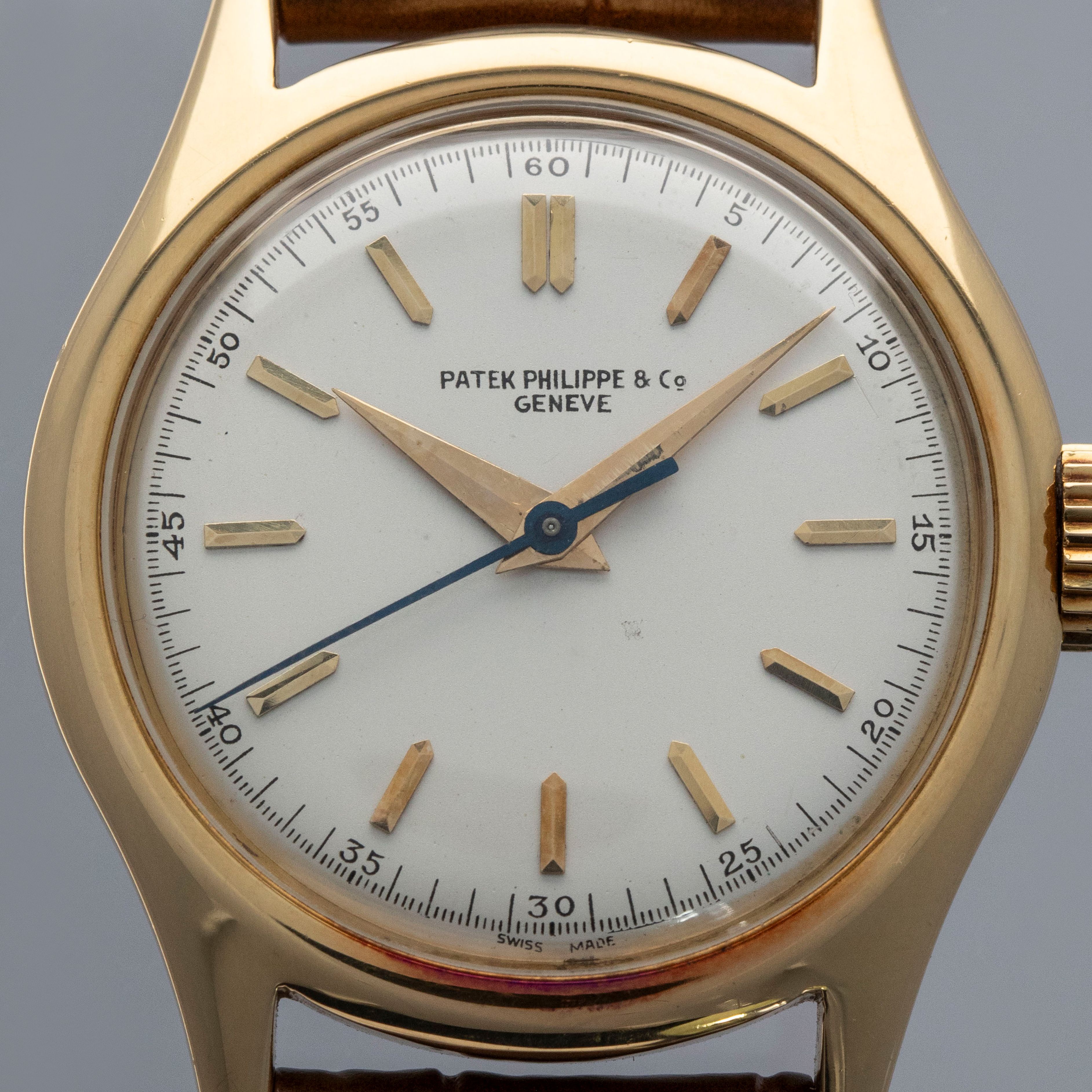 Patek Philippe Calatrava 565J 18k YG with Extract of the Archives