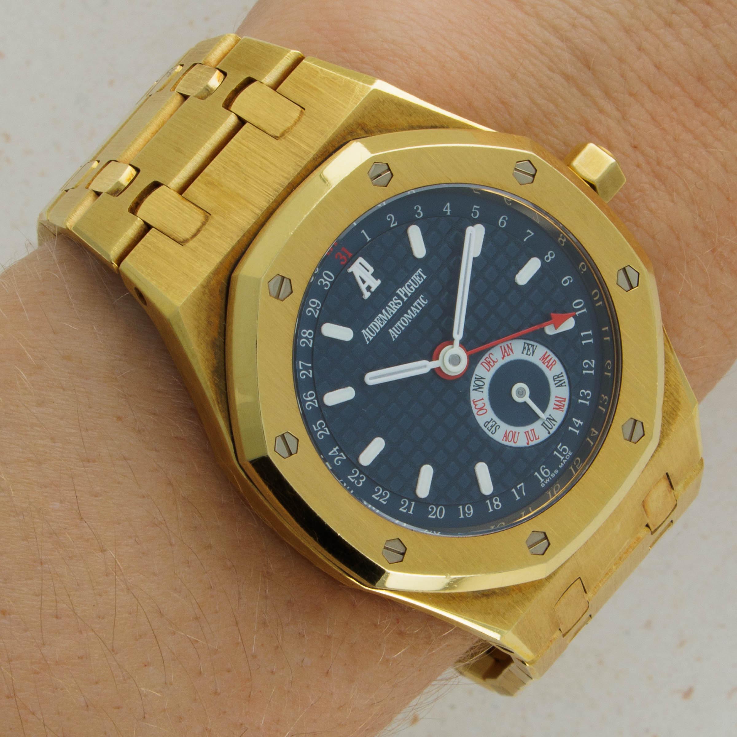 Audemars Piguet Royal Oak Quantieme Annuel 25920BA 18k YG