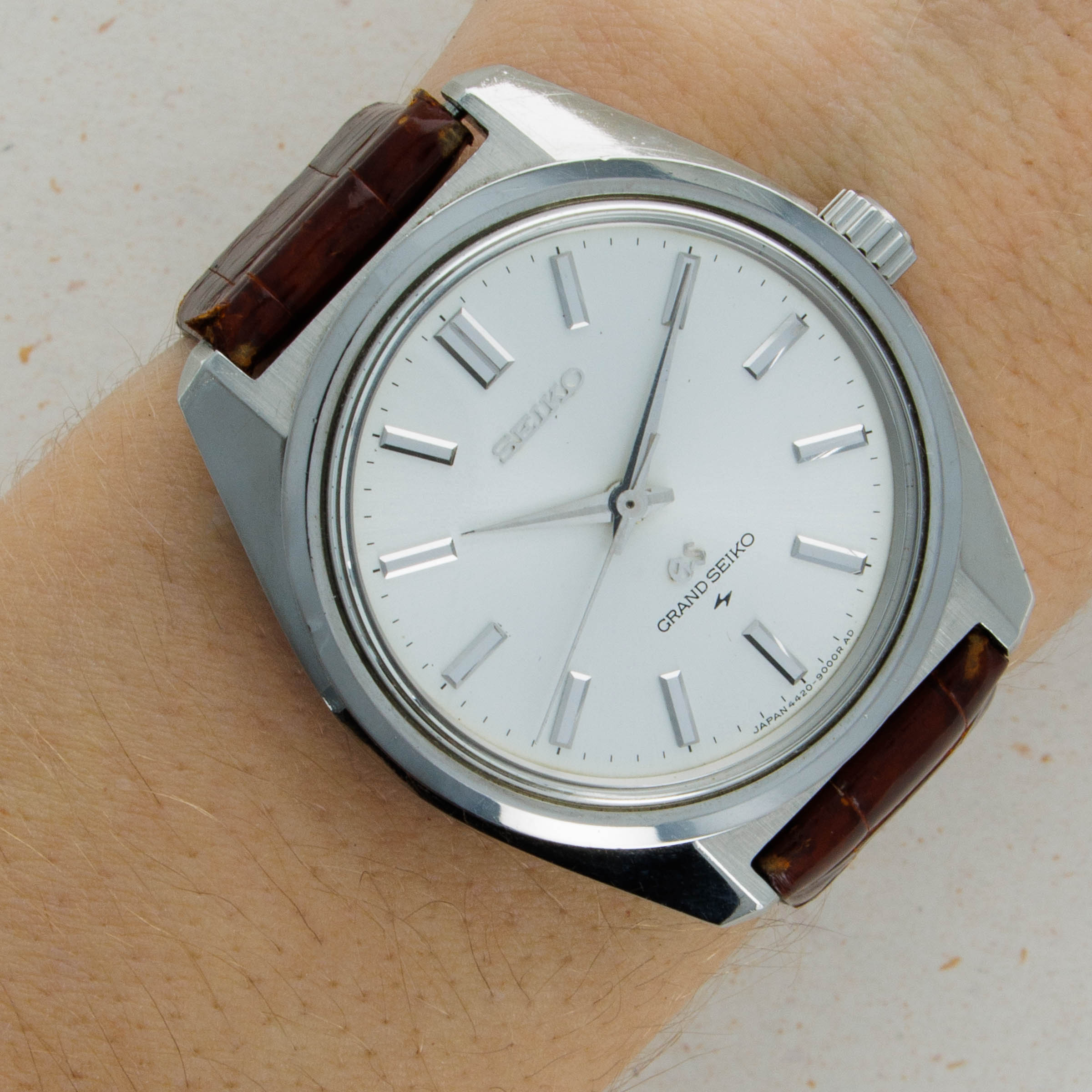 Grand Seiko 44GS 4420-9000 | Auctions | Loupe This