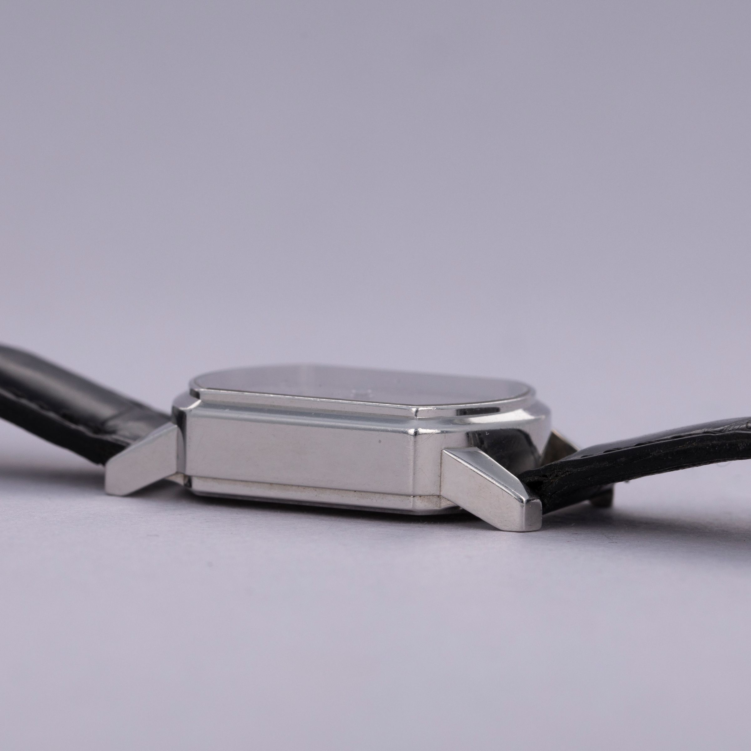 A. Lange & Sohne Arkade 103.025 Platinum | Auctions | Loupe This