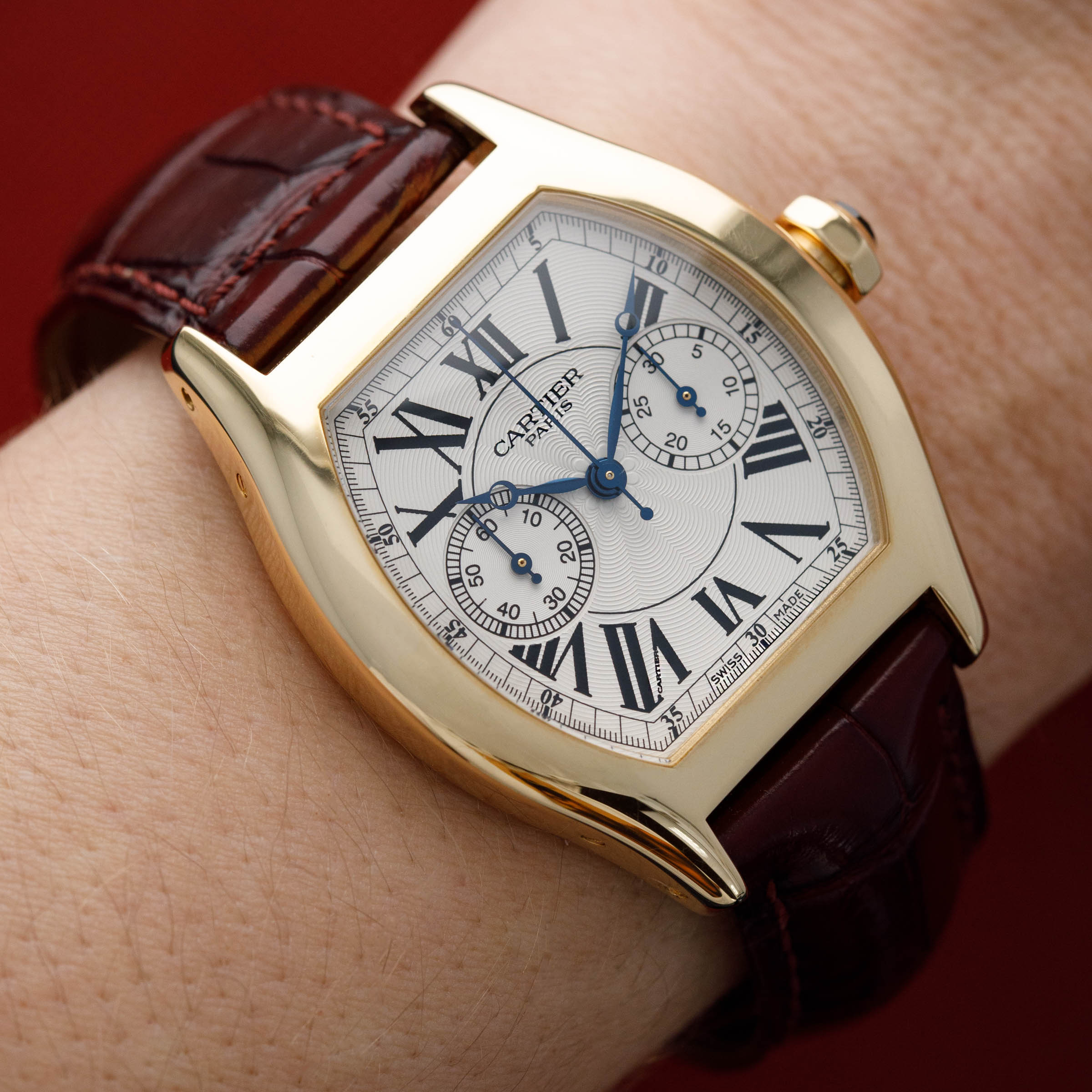 Cartier Tortue Monopoussoir Chronograph CPCP 2356 18k YG Box an Papers Auctions Loupe This