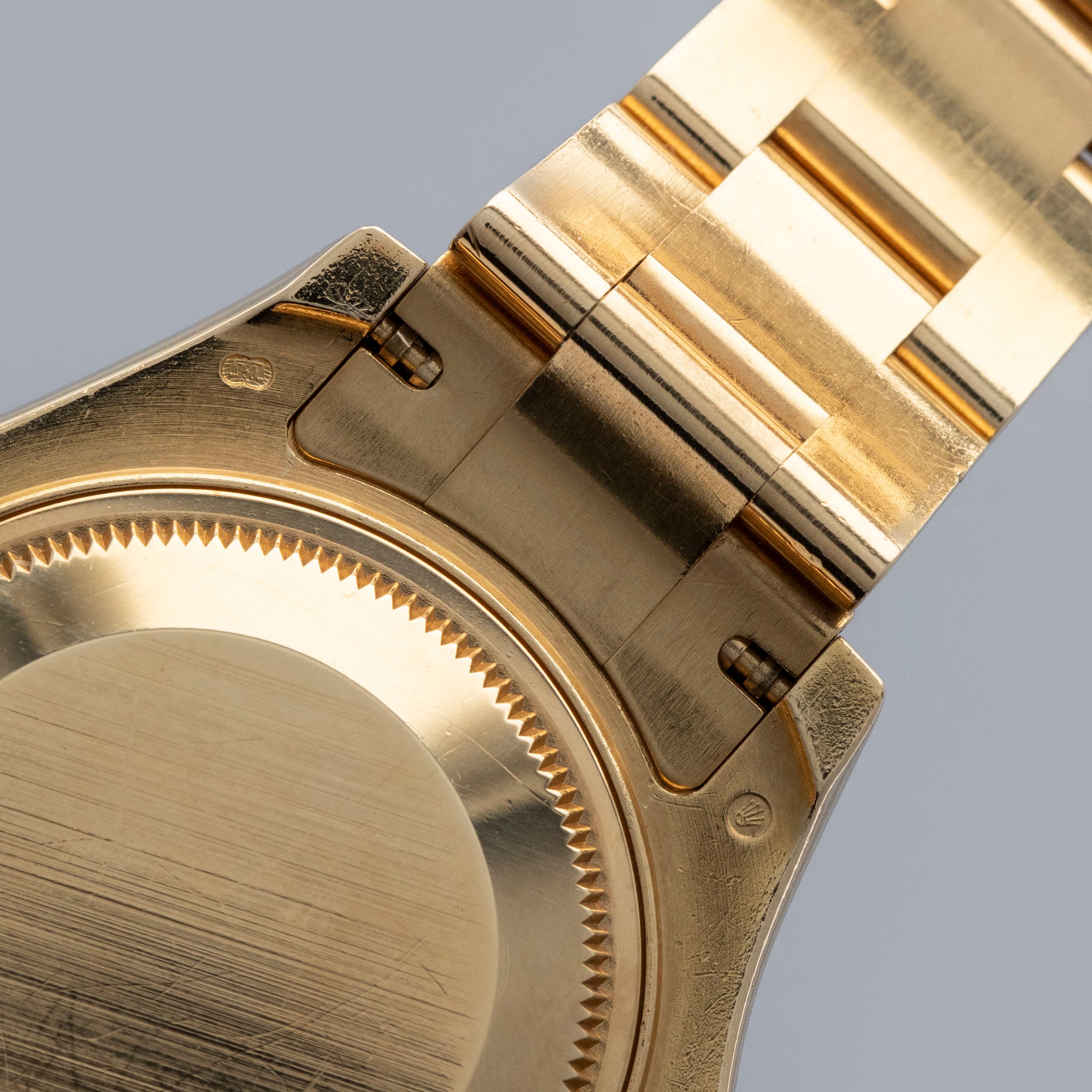 Rolex Yacht-Master 168628 MOP Dial Mid-Size 18k YG | Auctions