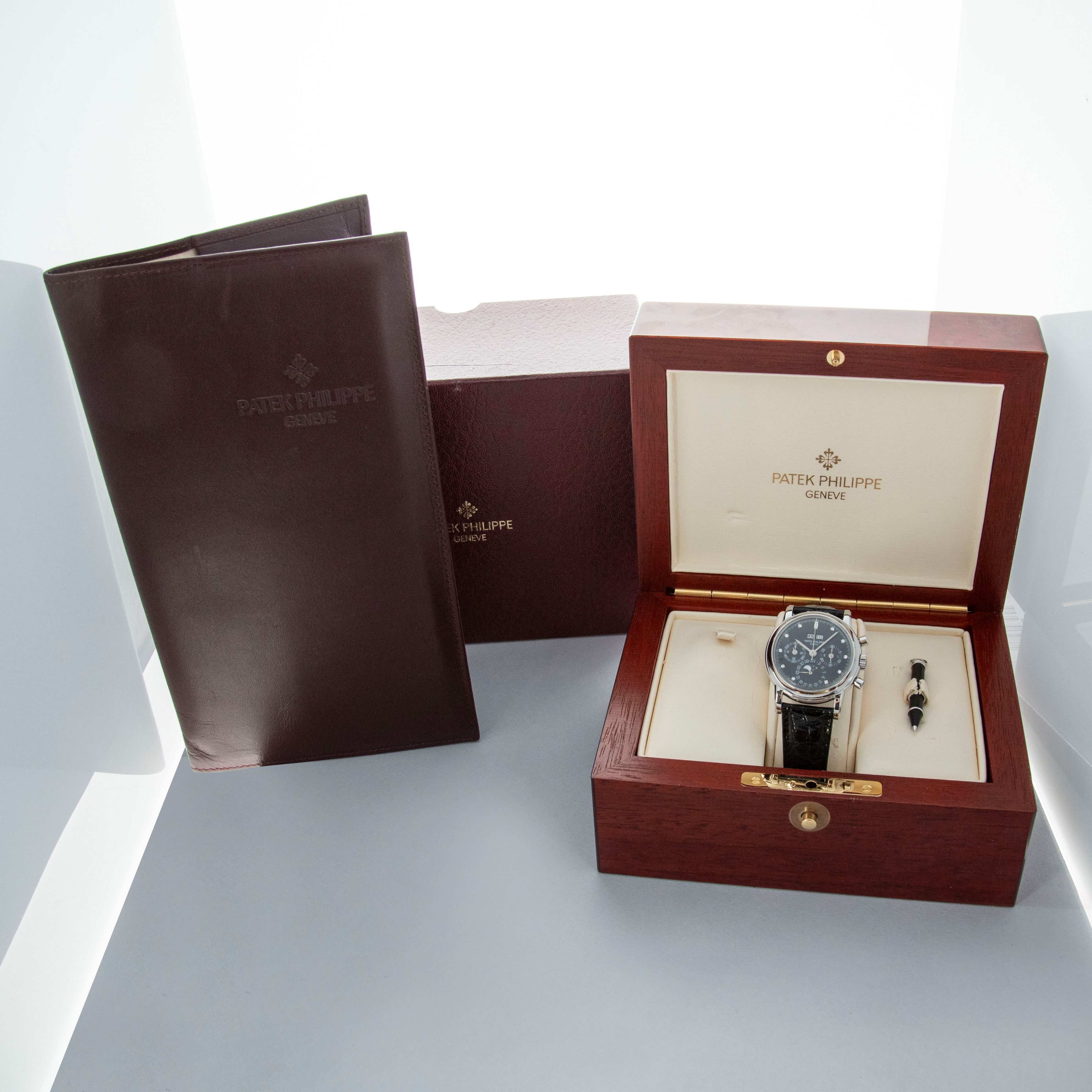 Patek Philippe Perpetual Calendar Chronograph 3970EP-019 Fourth