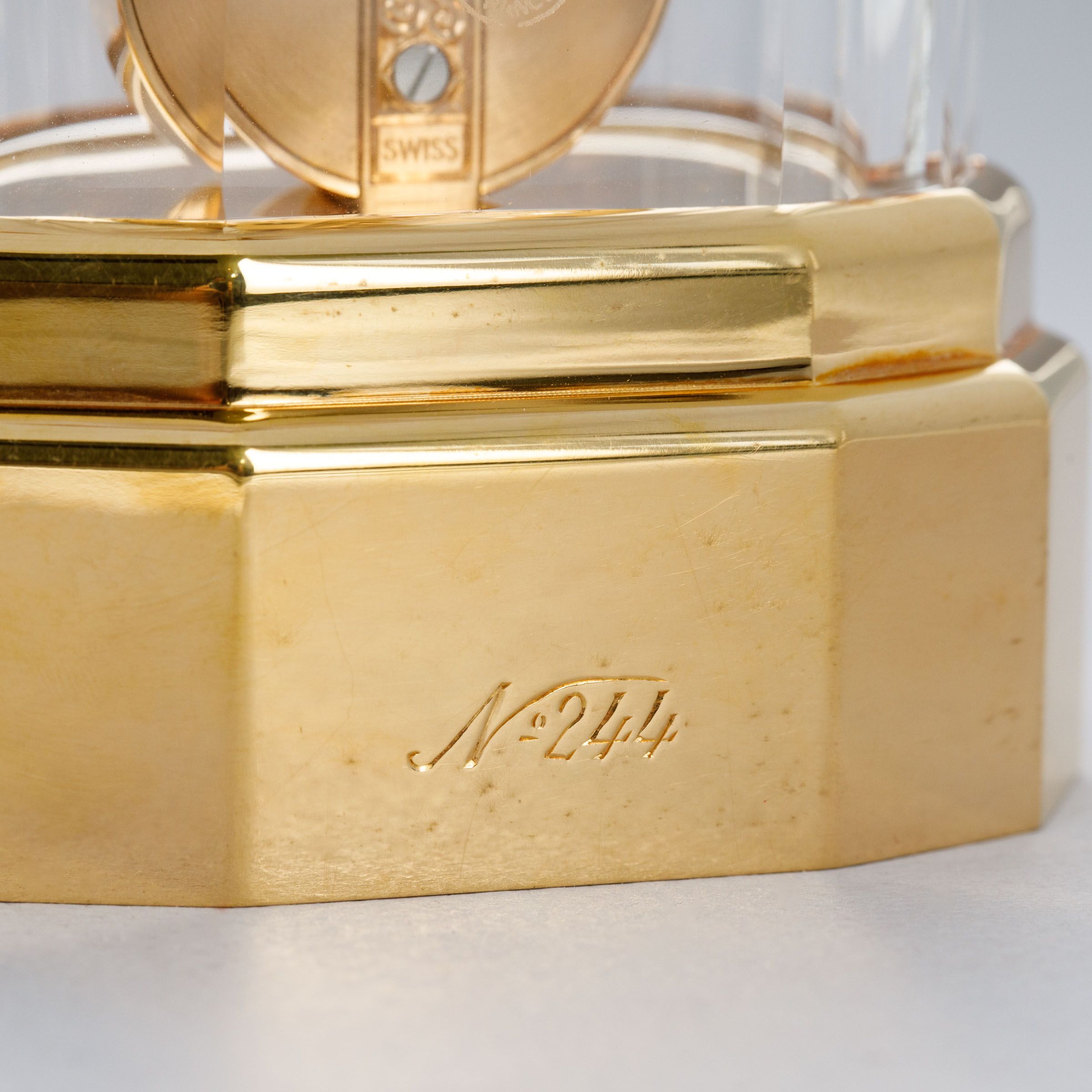 d*u様 【新品】バカラ BACCARAT 千支 馬 ゴールド 2817494 干支 馬 ゴールド（2817494） | Baccarat/バカラ | 三越伊勢丹