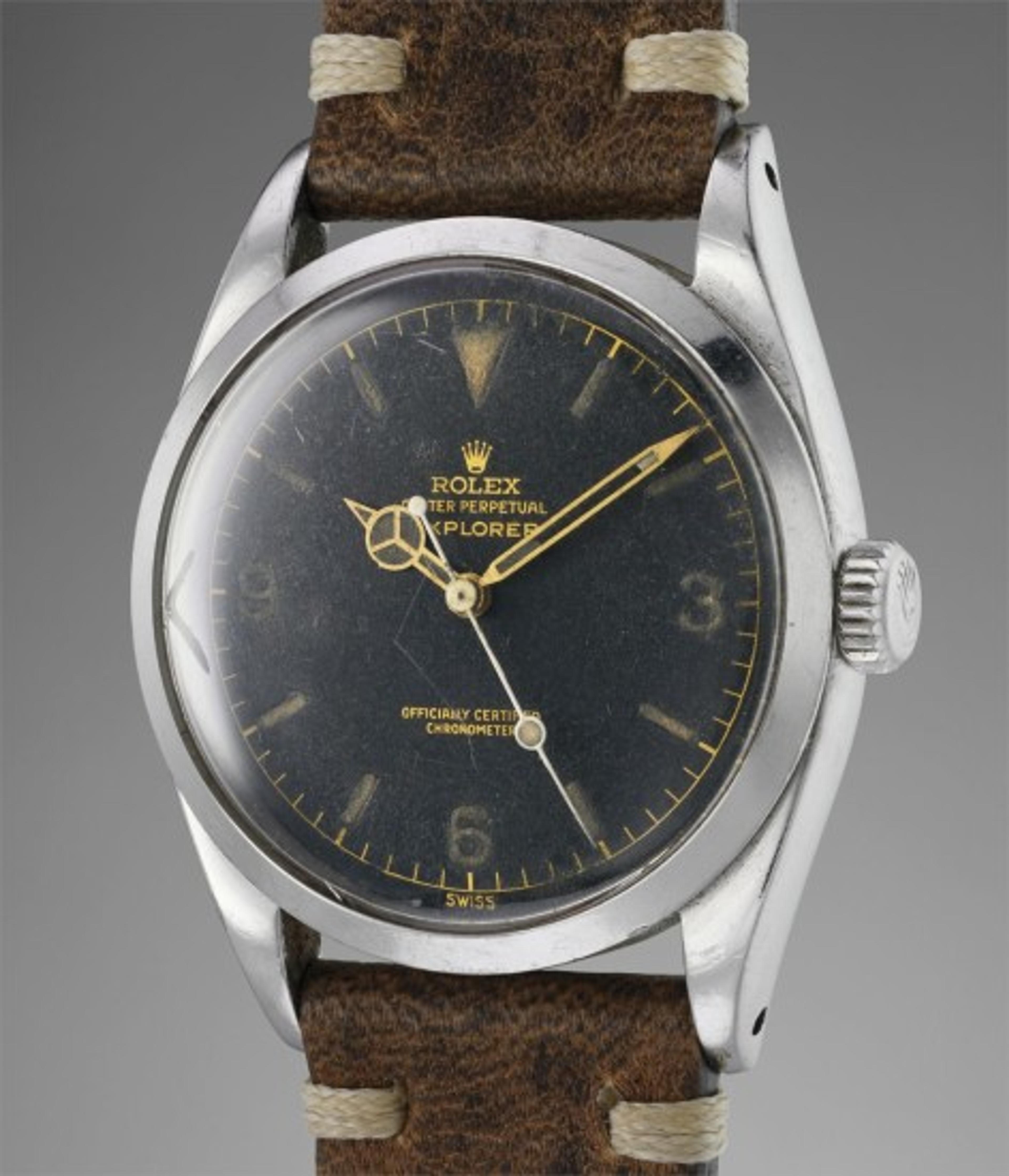 The Geneva Watch Auction: SIX LOT: 243