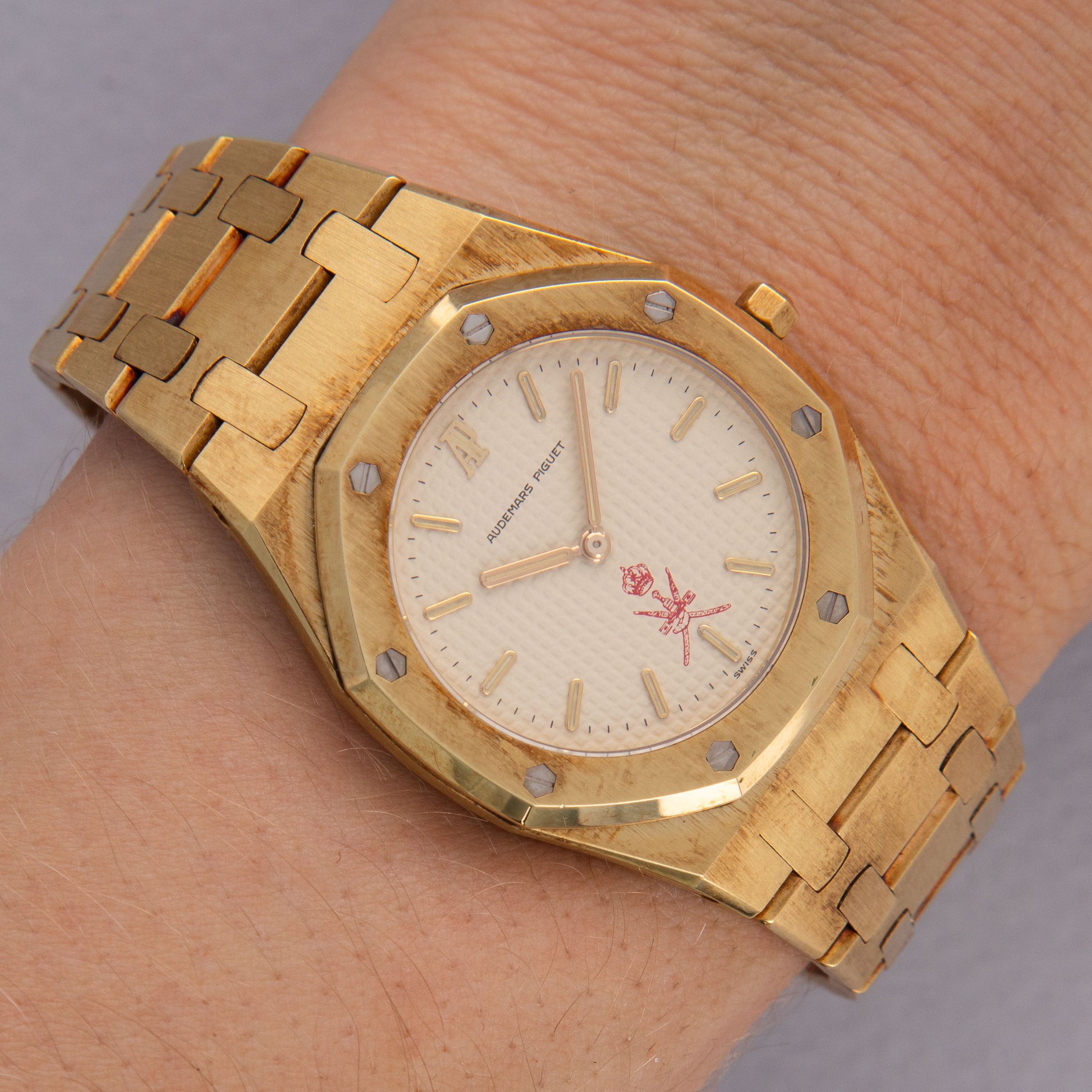 Audemars Piguet Royal Oak 6008BA Quartz Red Khanjar Dial 18k YG