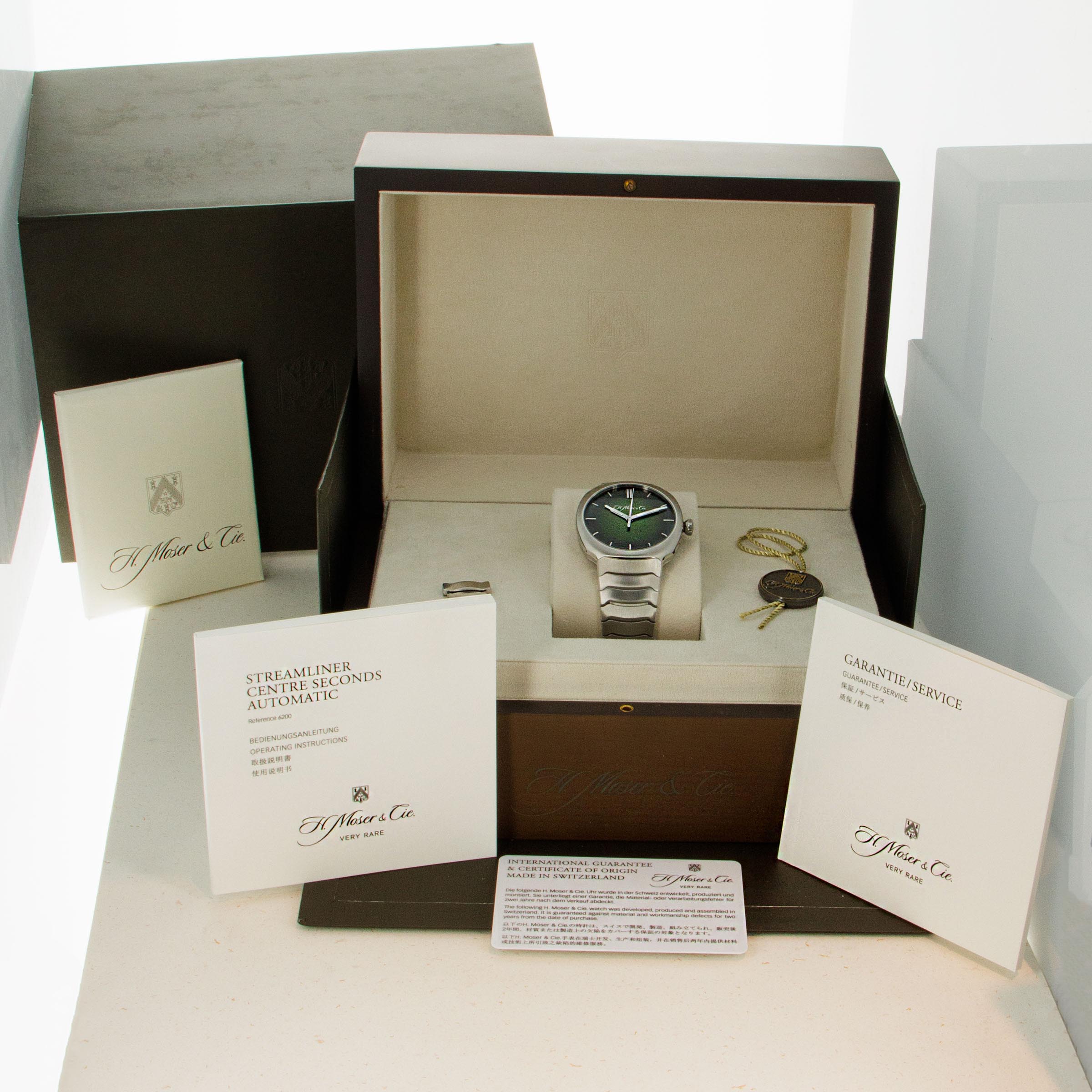 H. Moser & Cie Streamliner Centre Seconds Green Dragon Ref. 6200