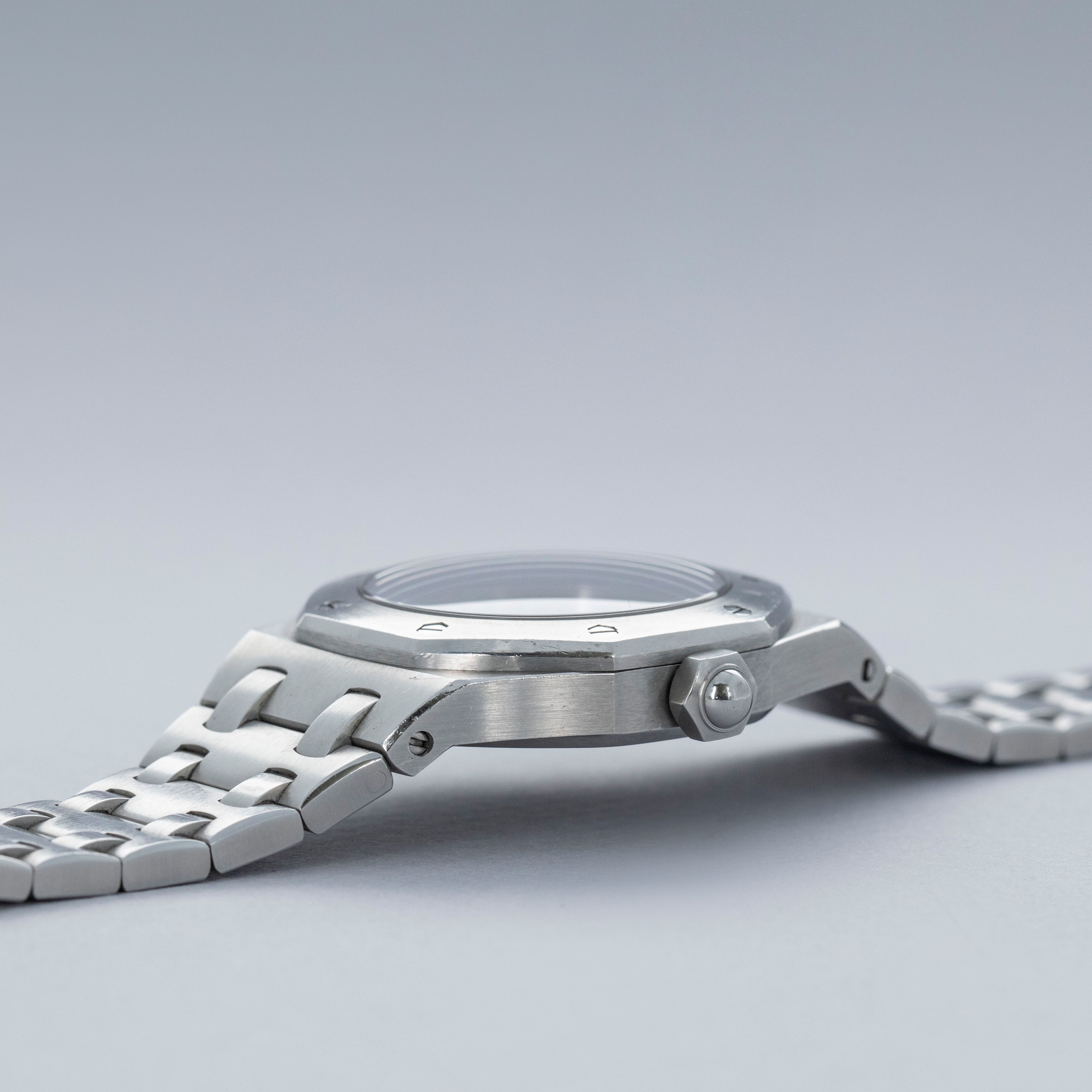 Audemars Piguet Lady Royal Oak 67600ST.OO.1210ST.01 | Auctions