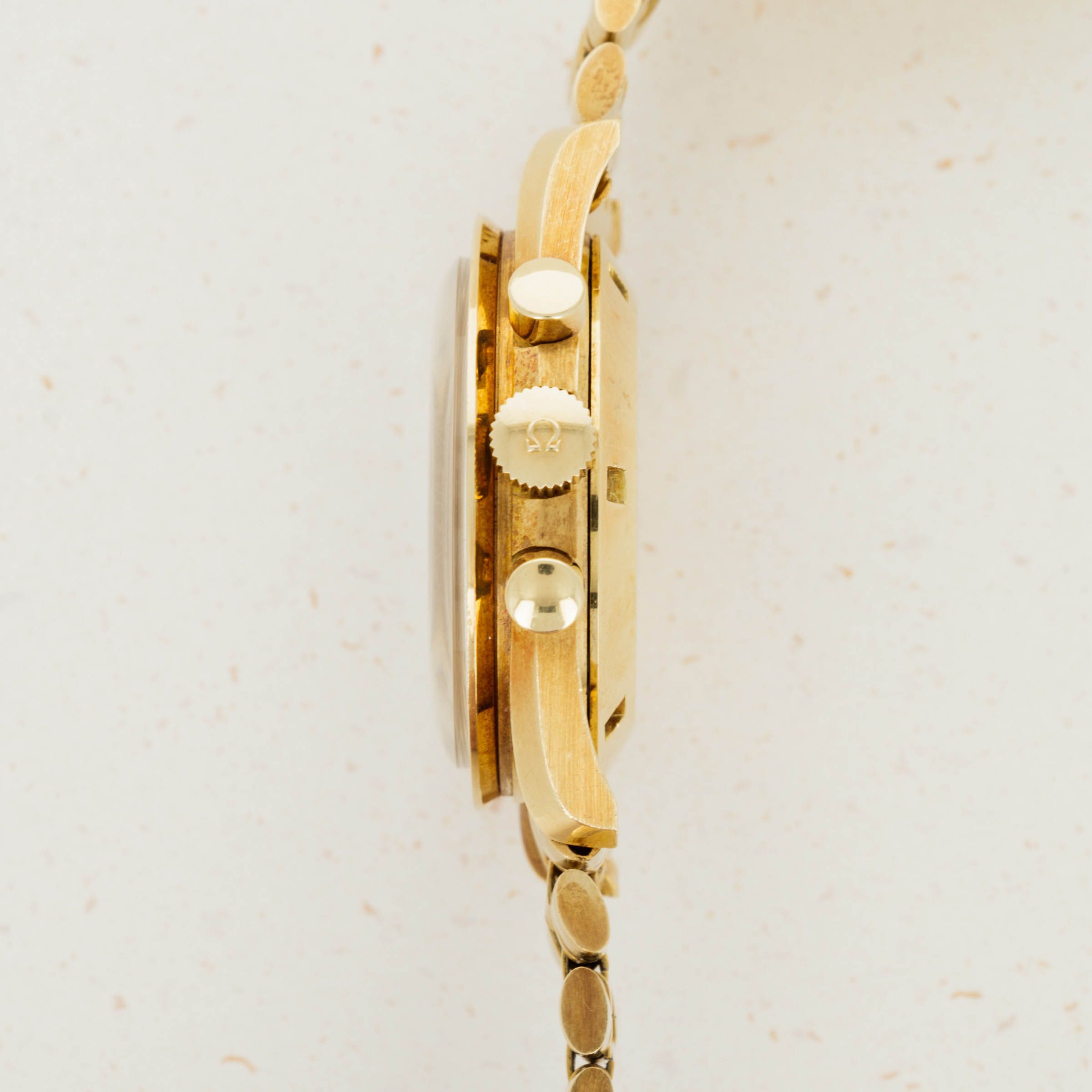 Omega Tribute to Apollo XI Gold Speedmaster BA 145.022 | Auctions