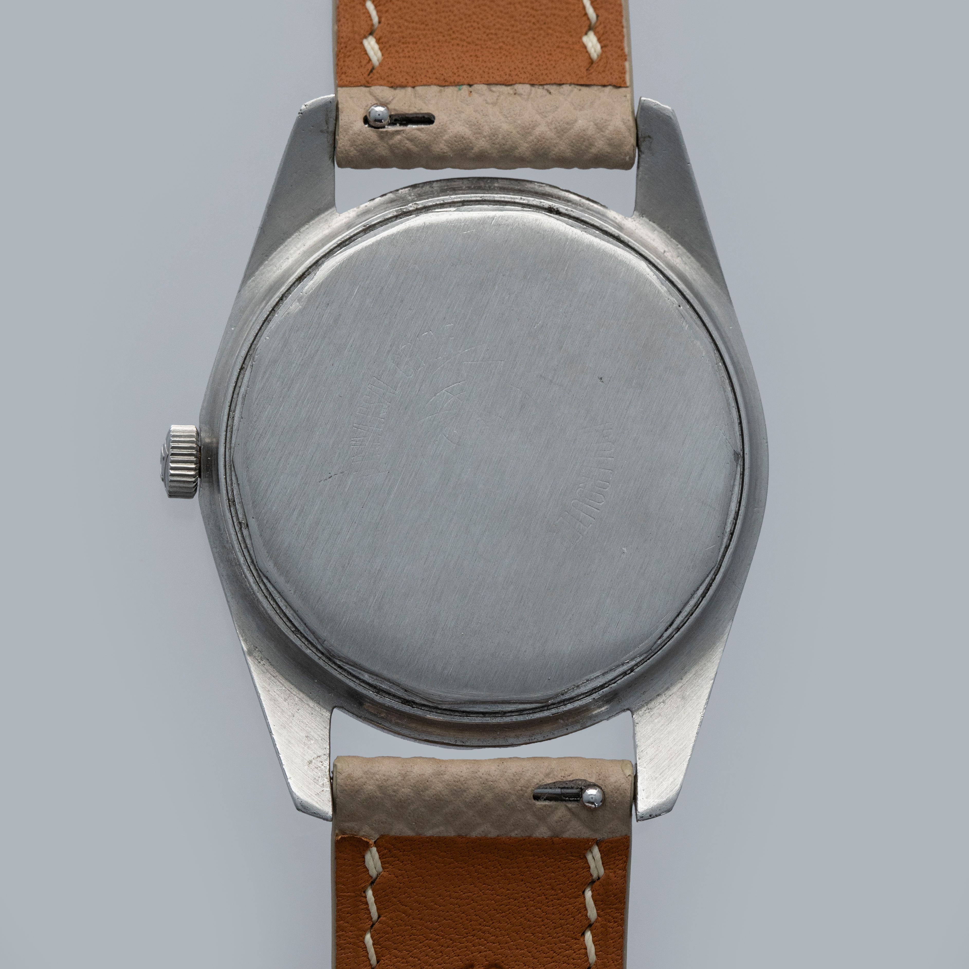 Universal Geneve Polerouter Date 204610 Black Dial | Auctions