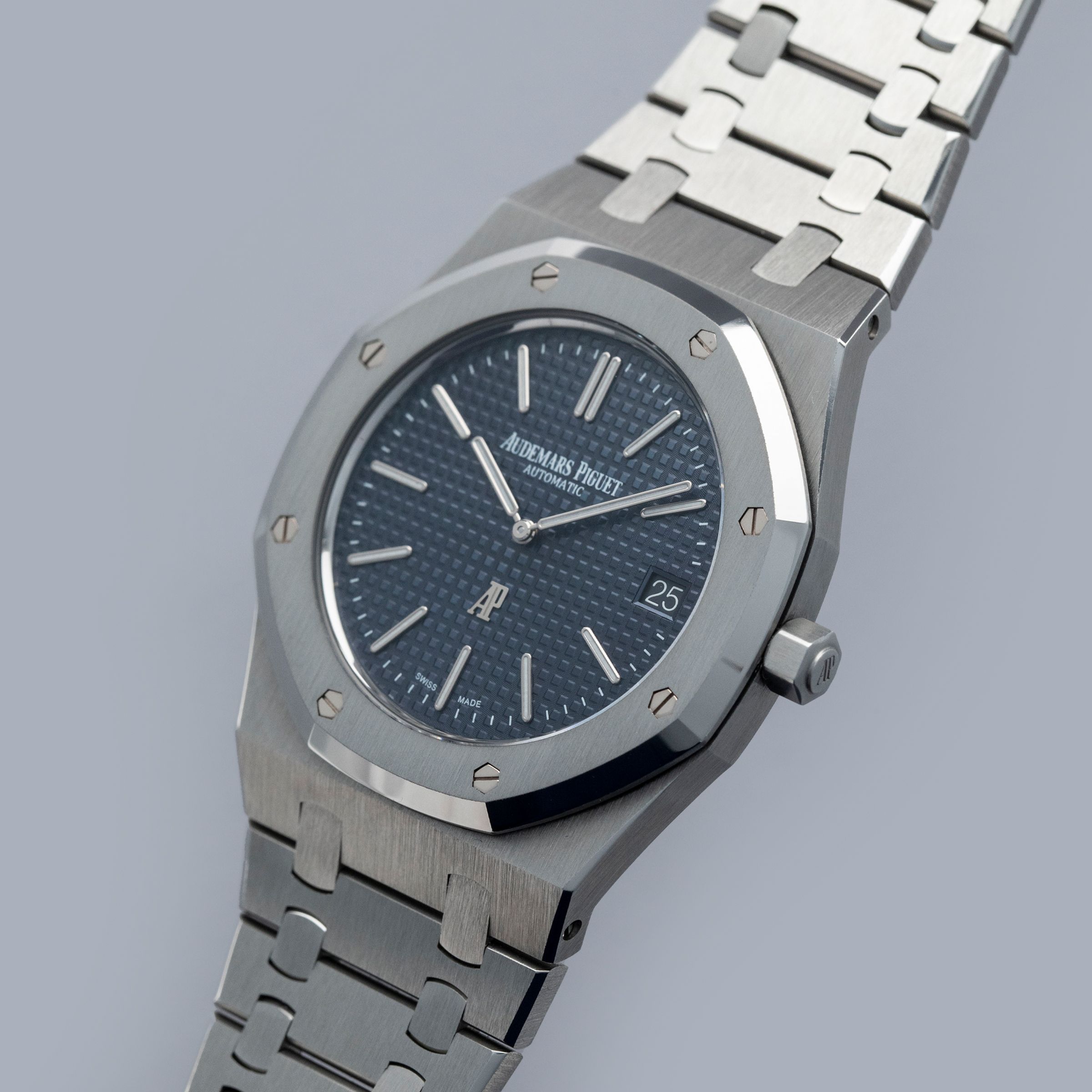 Audemars Piguet Royal Oak Jumbo Extra-Thin 15202ST | Auctions