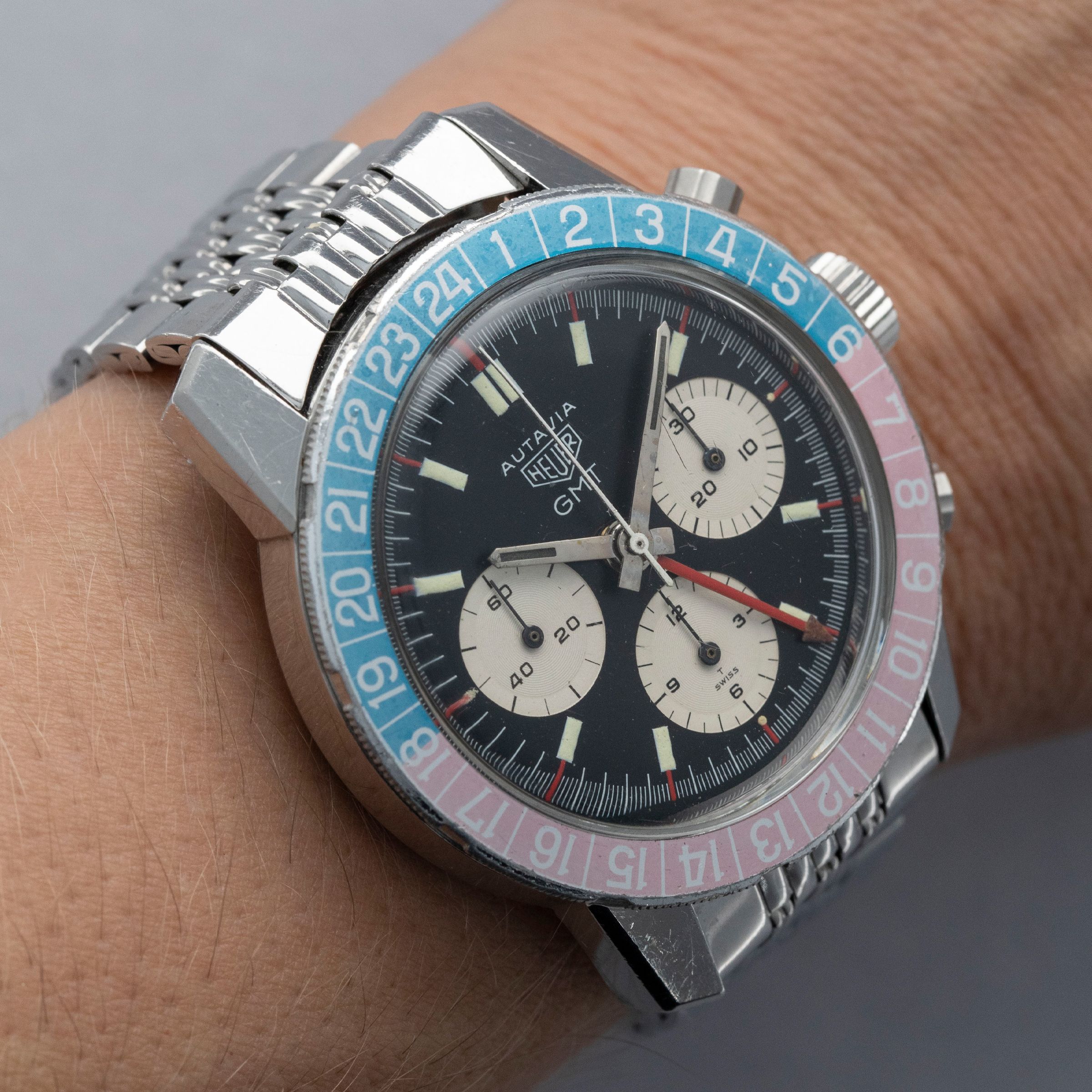 Heuer Autavia GMT 2446C Second Execution | Auctions | Loupe This