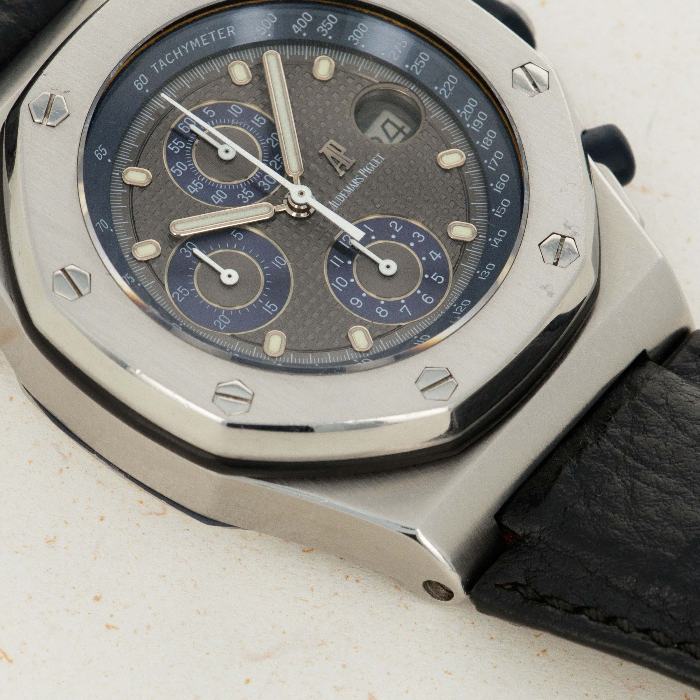 Audemars Piguet Royal Oak Offshore 25770ST Auctions Loupe This