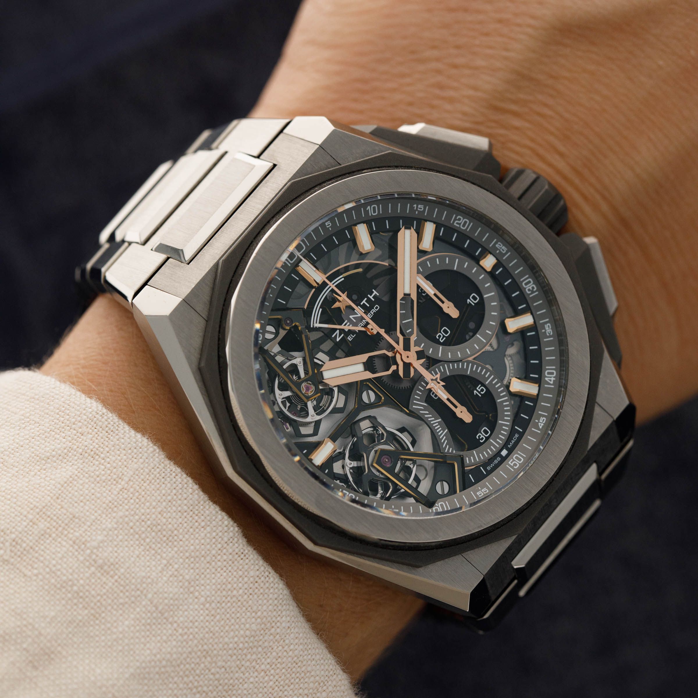 journal standard luxe
ビッグチノ Zenith Defy Extreme Double Tourbillon 95.9100.9020/78.I001