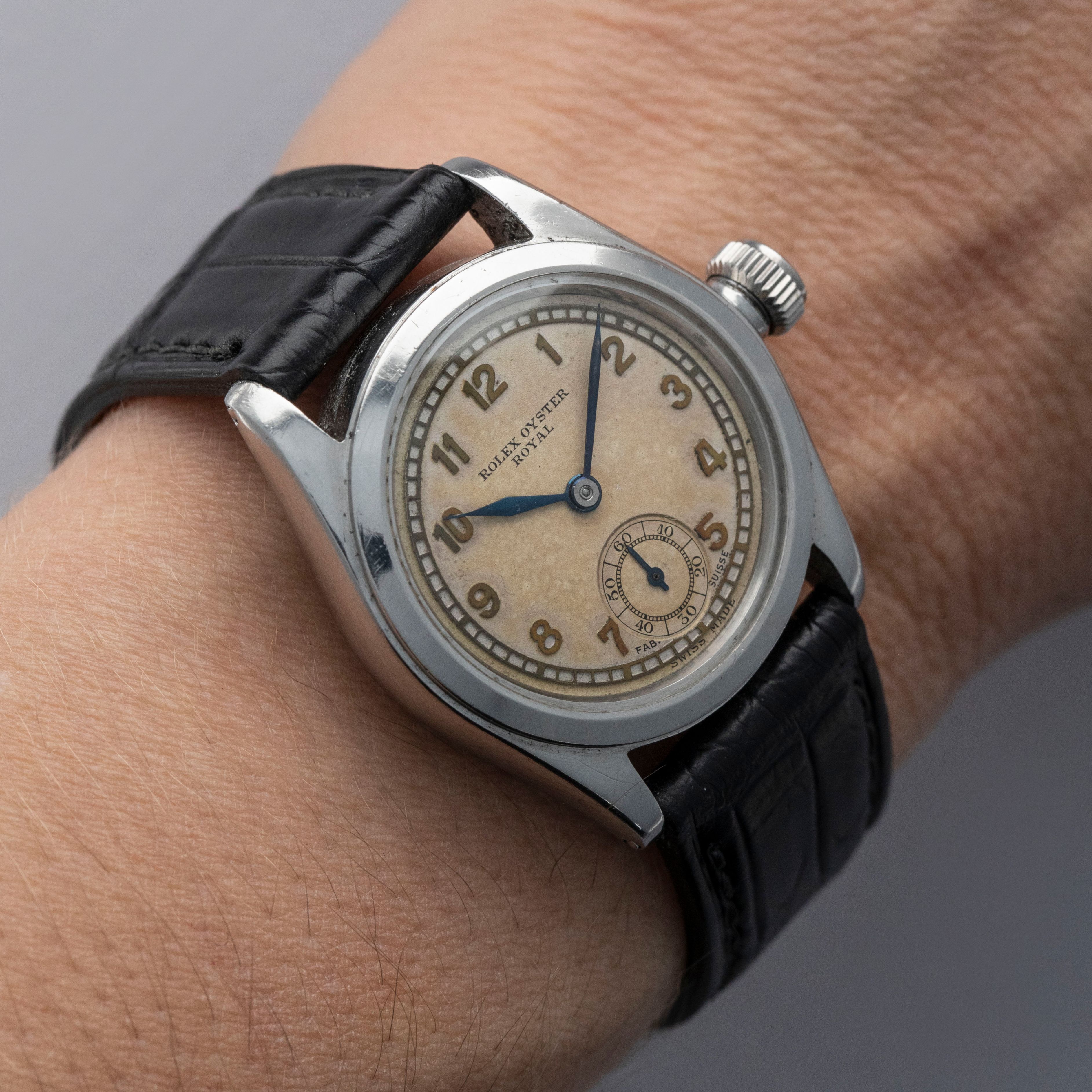 Rolex Oyster Royal 2280 Arabic Subseconds Dial | Auctions | Loupe This