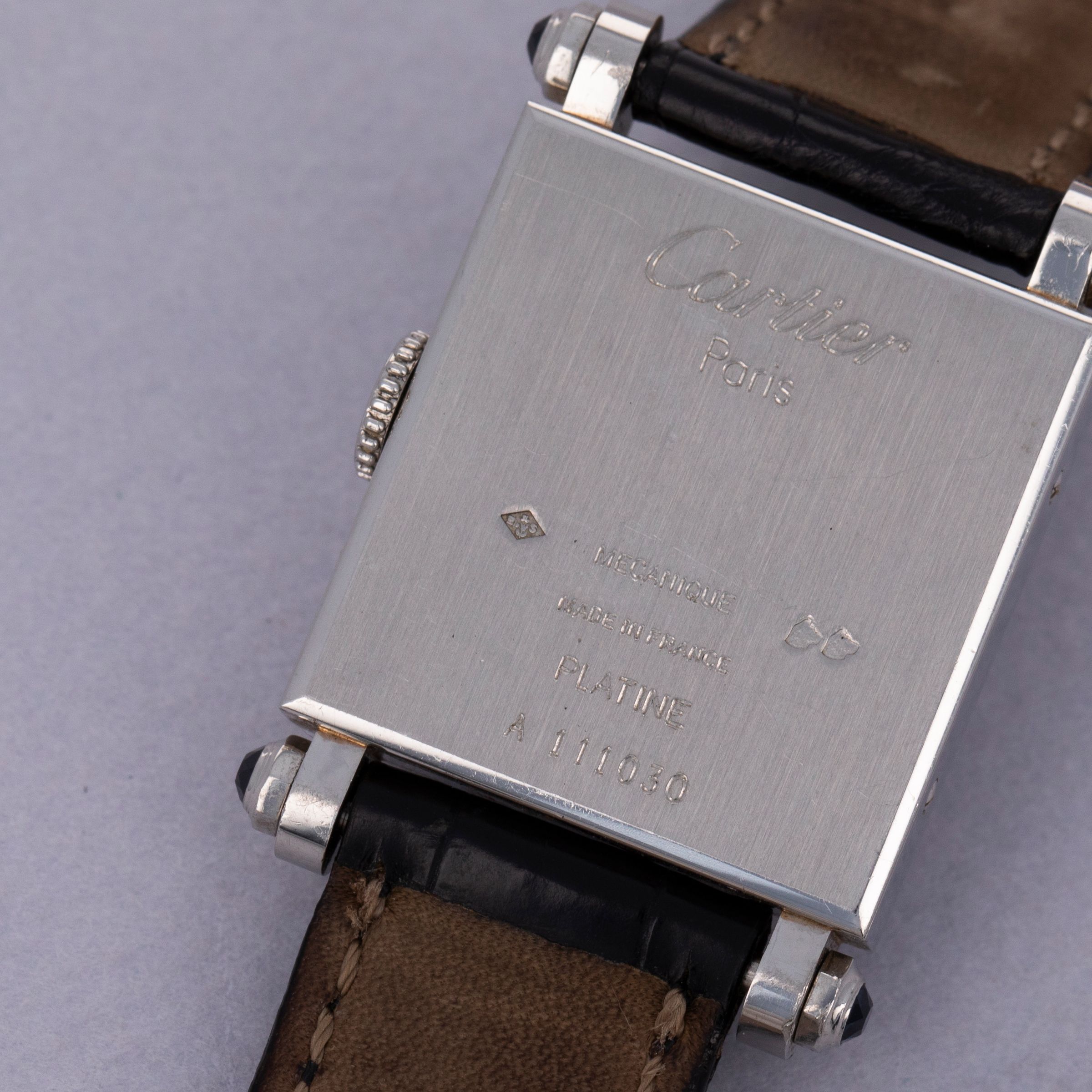 Cartier Rectangulaire a Pattes vis Armurier Platinum | Auctions