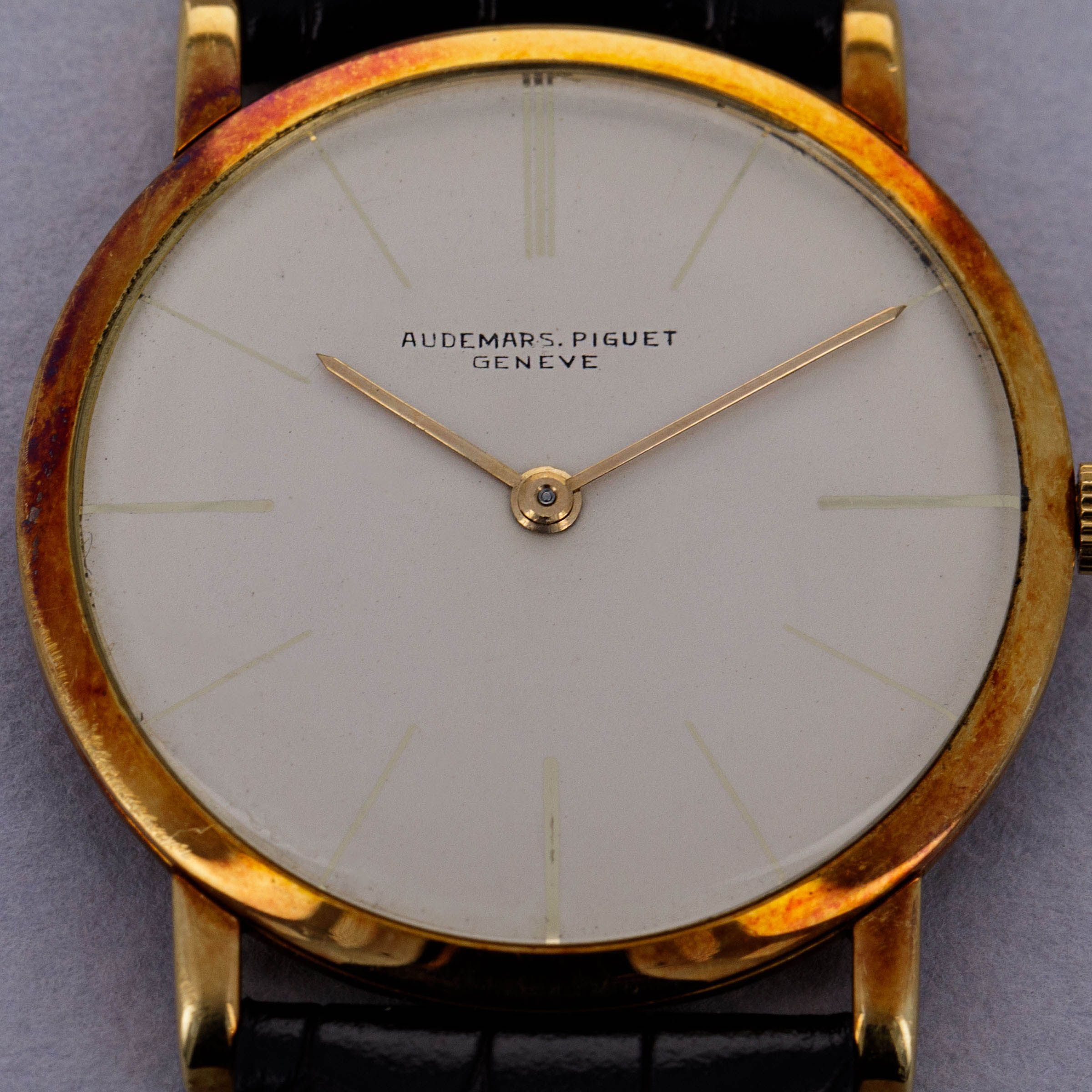 Audemars Piguet Thin Manual Wind 5043BA 18k YG | Auctions | Loupe This