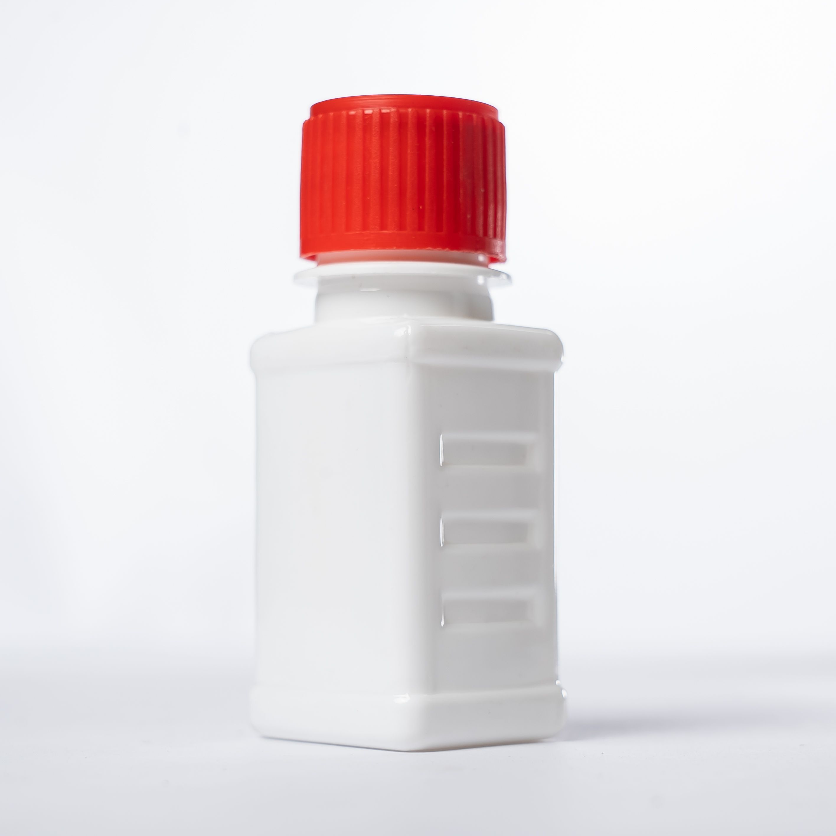 Chai 50ml vuông cổ 28