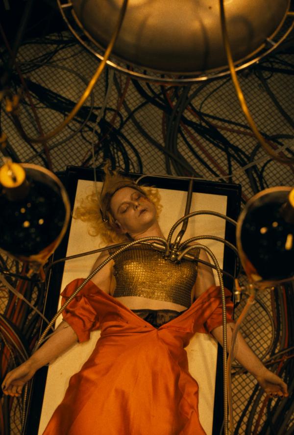 Bilde fra 'The Bride!'