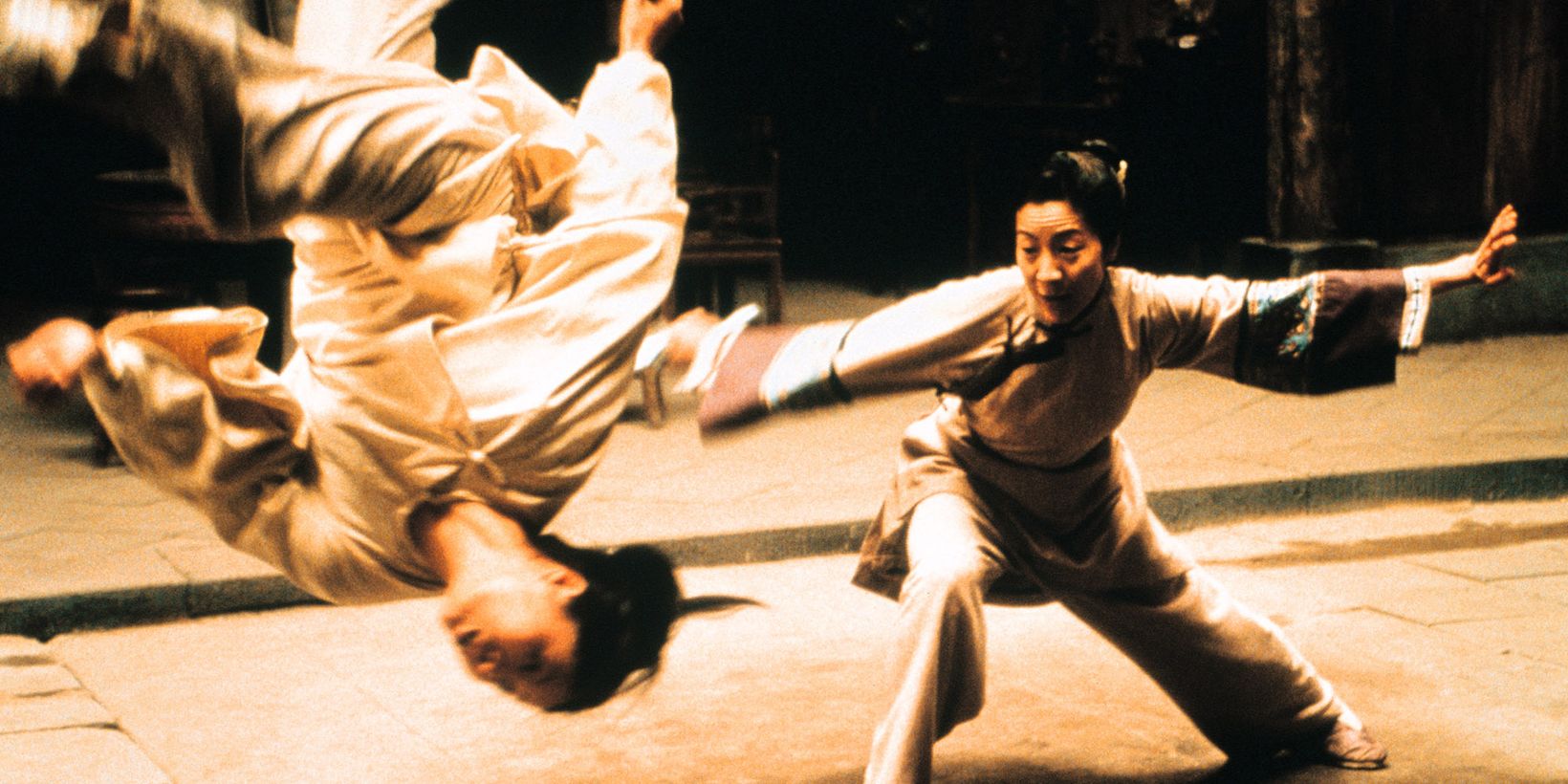 Zhang Zi Yi og Michelle Yeoh i Snikende tiger, skjult drage