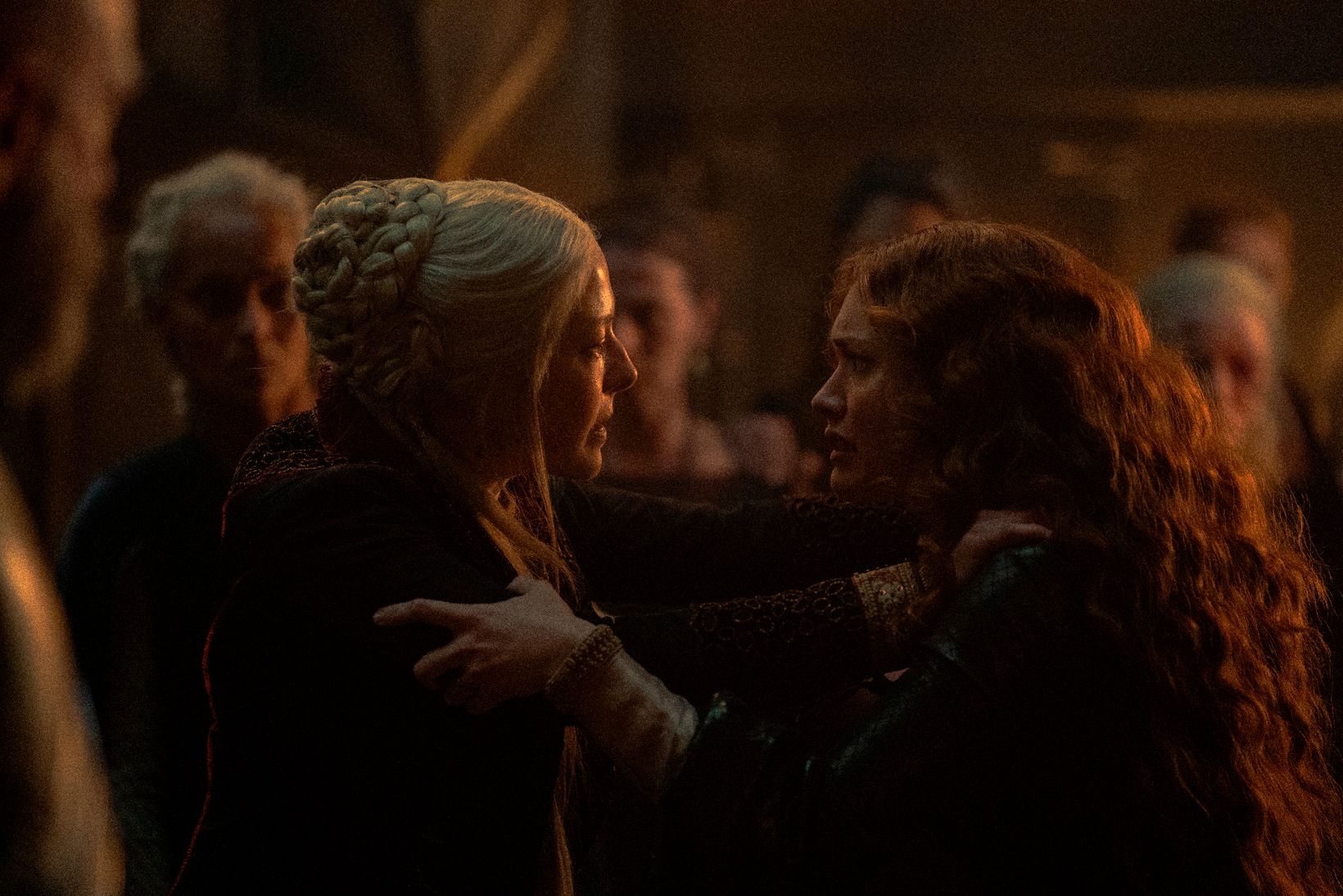 Emma D'Arcy og Olivia Cooke i House of the Dragon