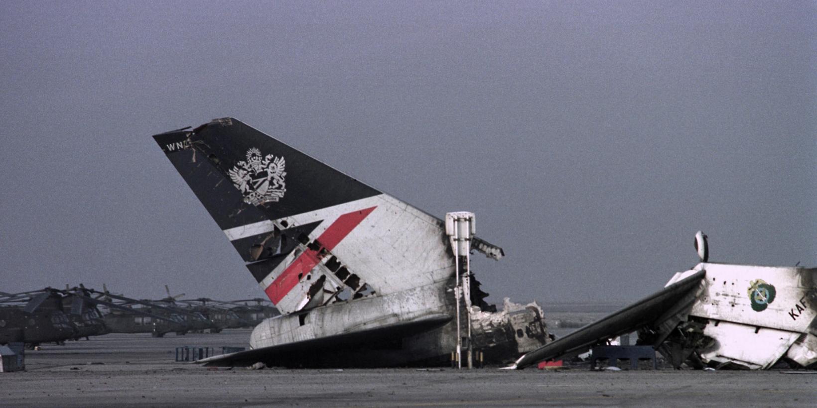 Stillbilde fra Flight 149: Hostage of War