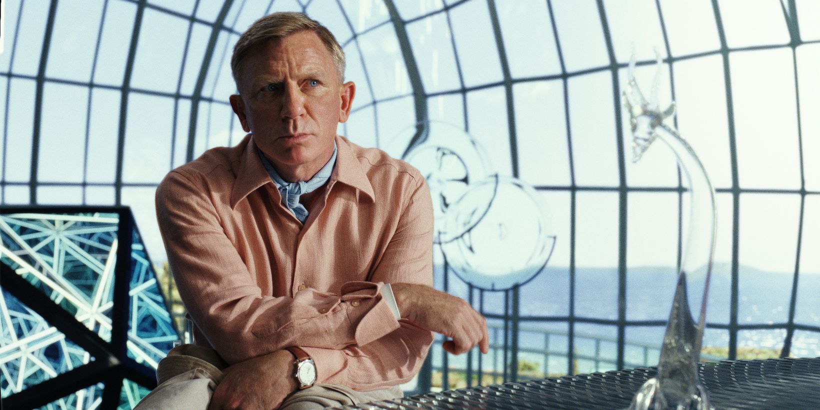 Daniel Craig i Glass Onion: A Knives Out Mystery
