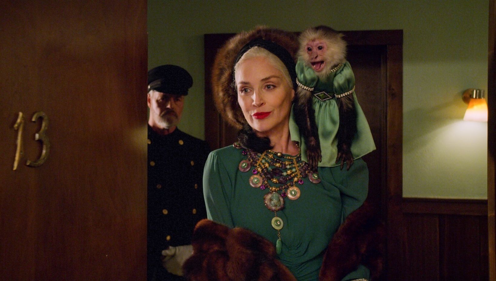 Sharon Stone som Lenore Osgood i Ratched
