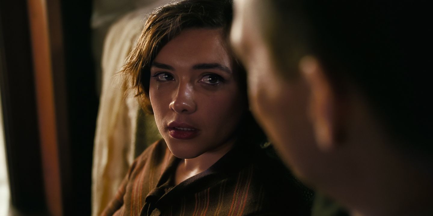 Florence Pugh i Oppenheimer