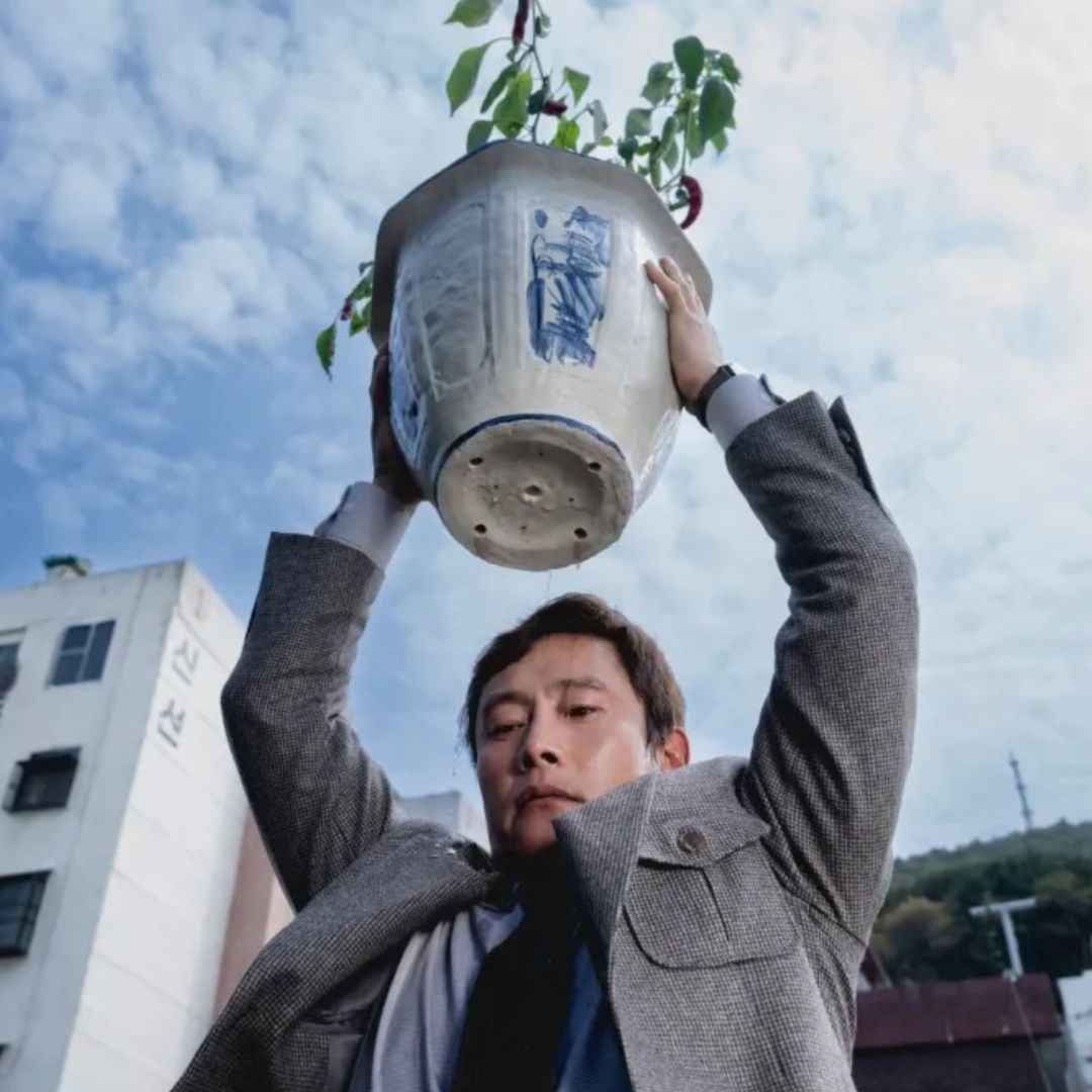 Bilde fra 'No Other Choice'