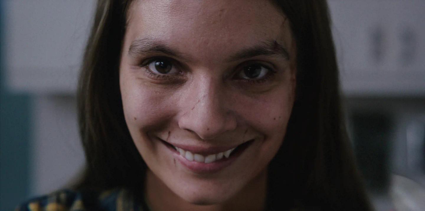 a close up of a woman