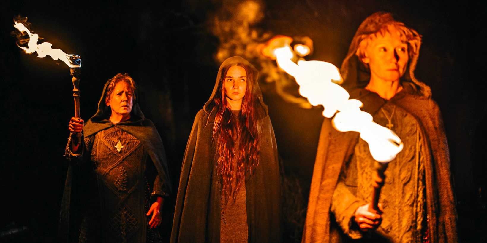 Ann Dowd, Essie Davis og Jessica Barden i Lambs of God
