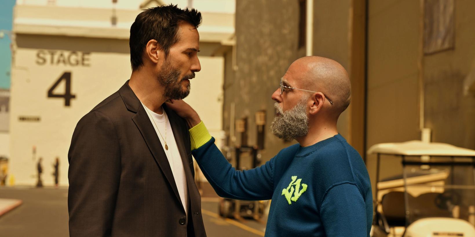 Keanu Reeves og Jonah Hill i Outcome