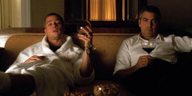 Brad Pitt og George Clooney i Ocean's Twelve