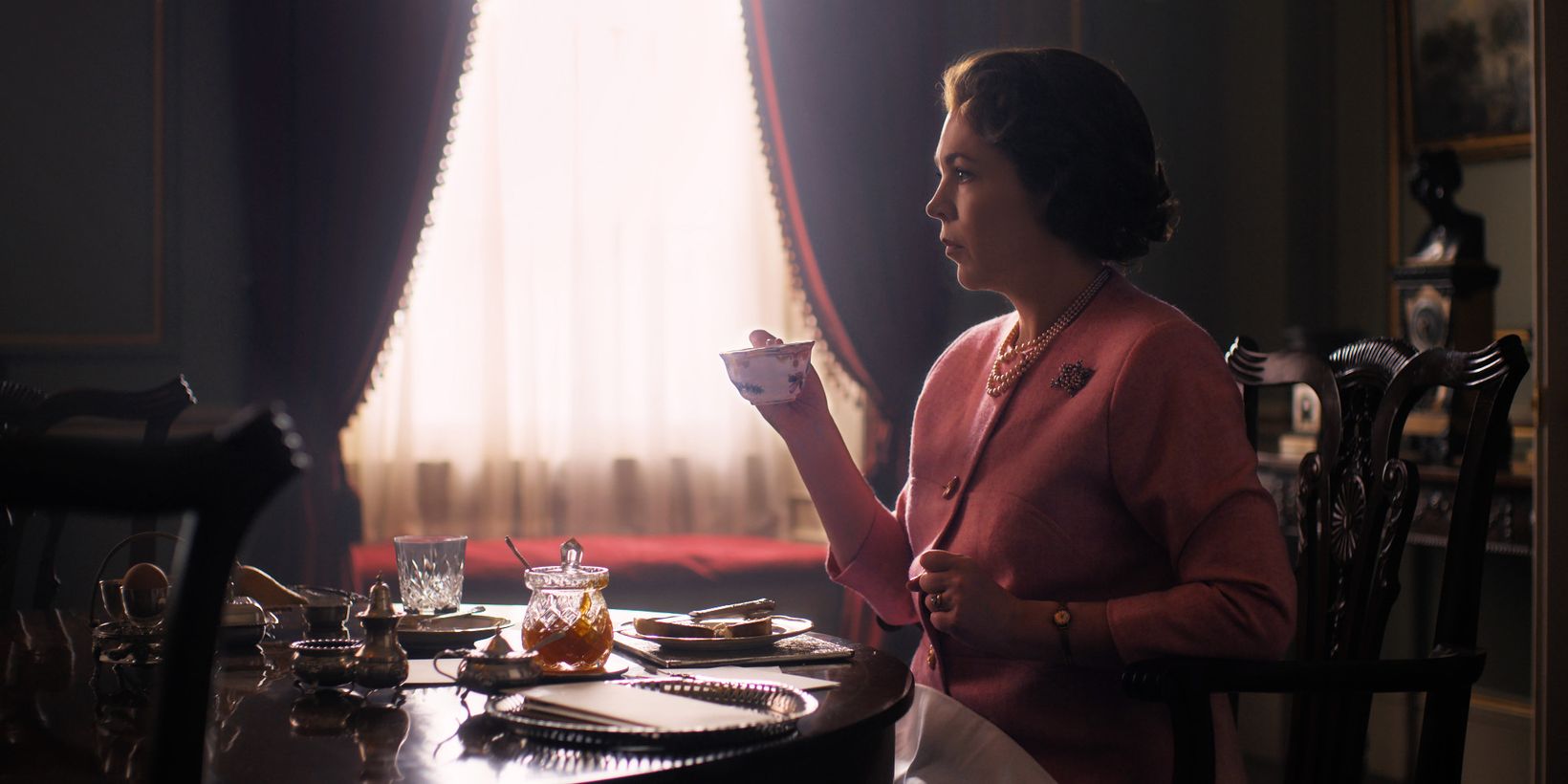 Olivia Colman i The Crown sesong 3