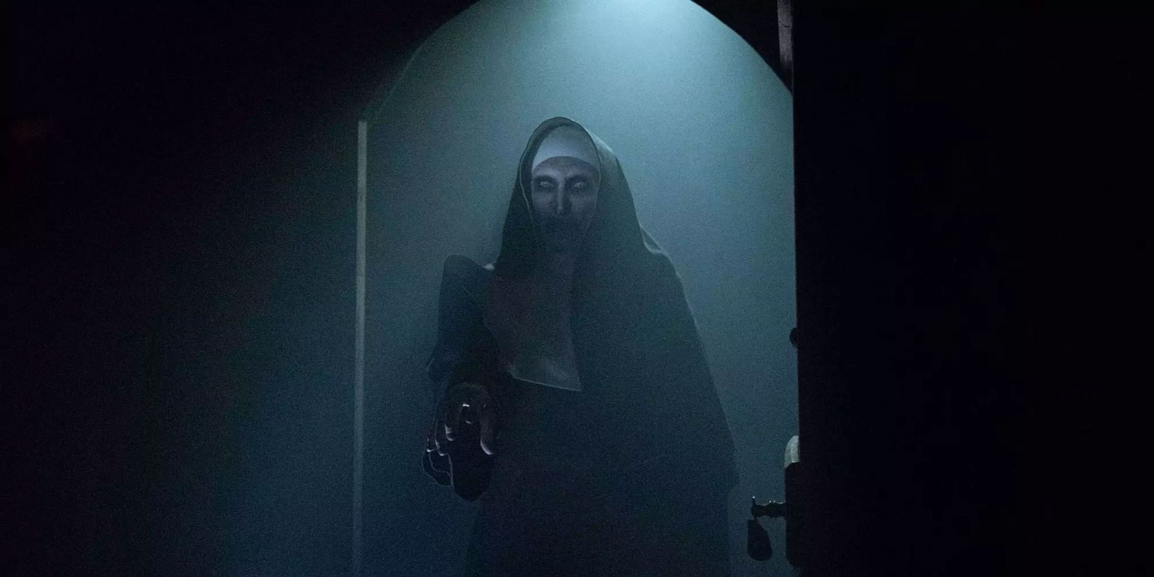 Bonnie Aarons i The Nun 2